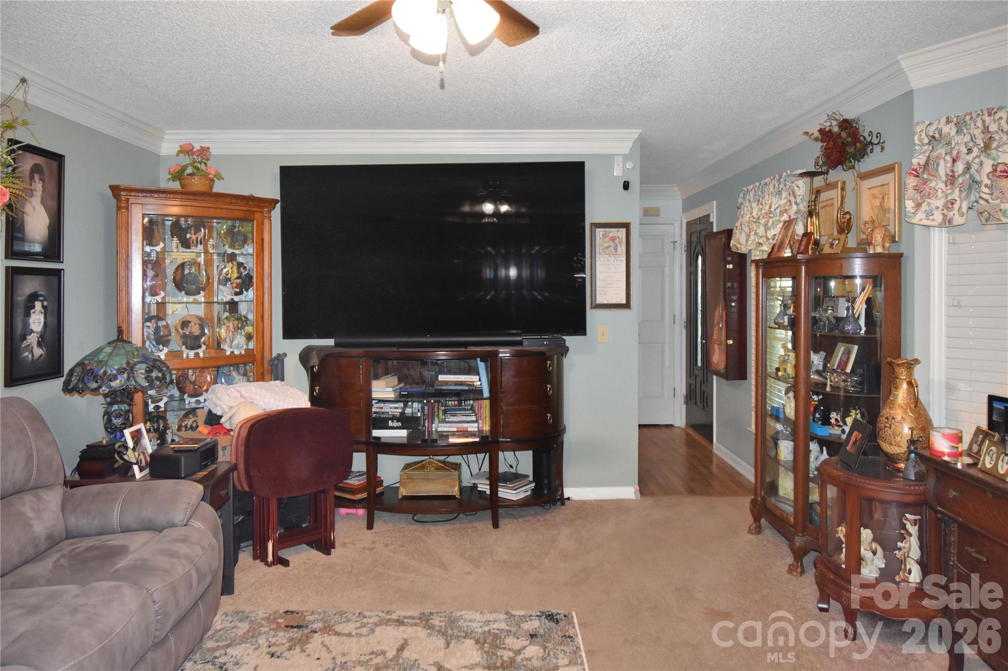 1861 Plaza Drive Property Photo 10