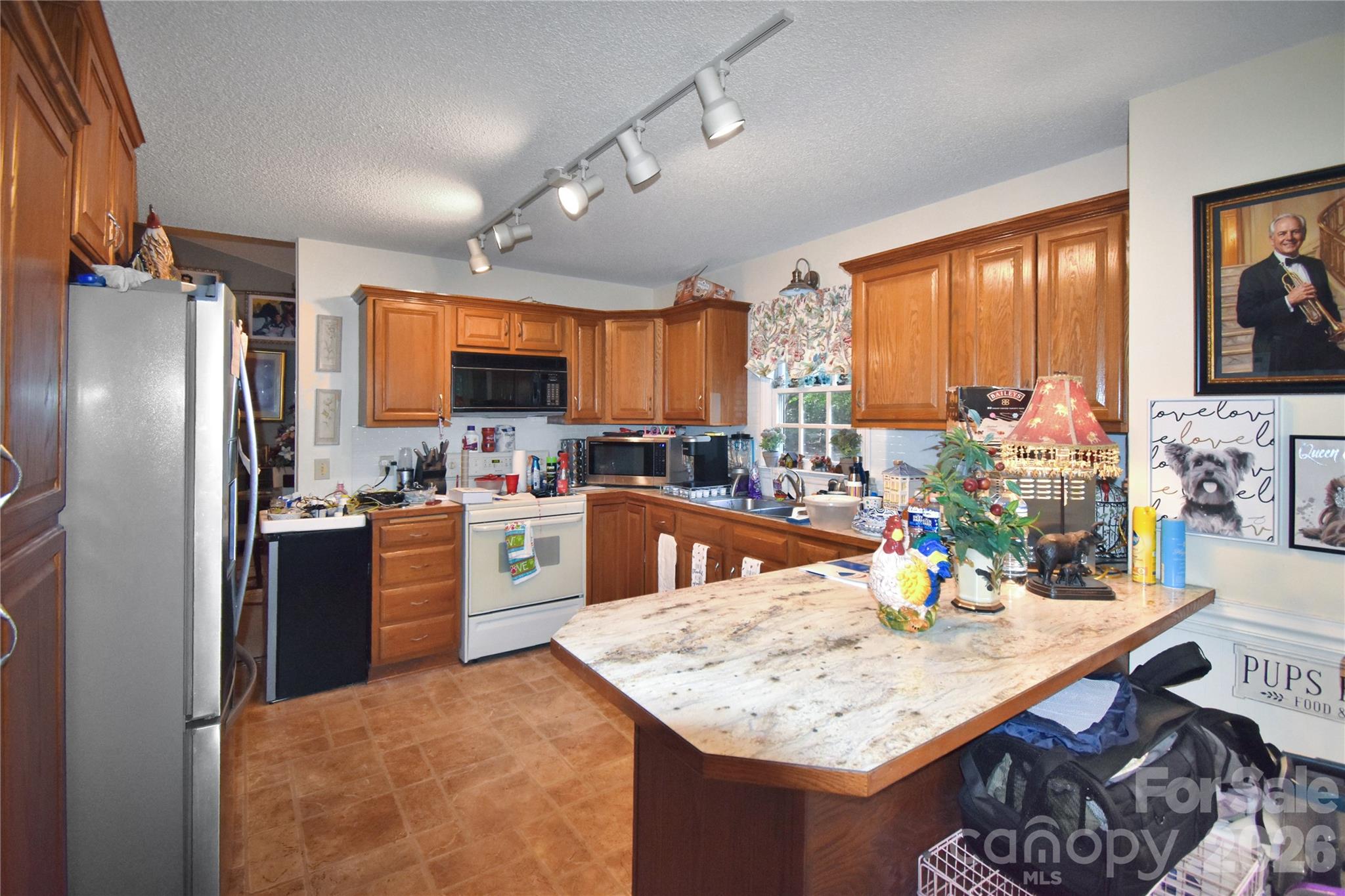 1861 Plaza Drive Property Photo 12