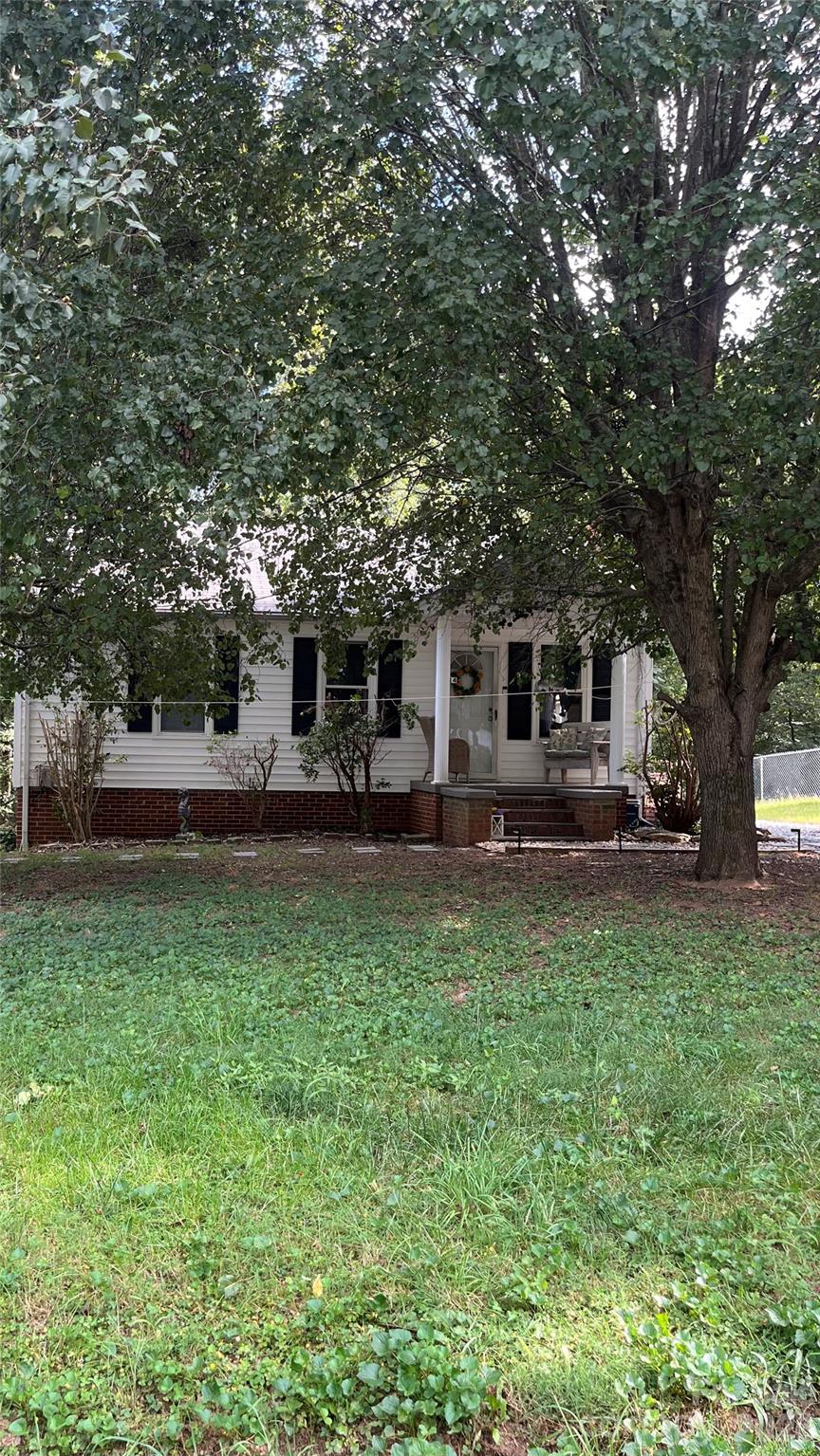 214 Eben Street Property Photo 1