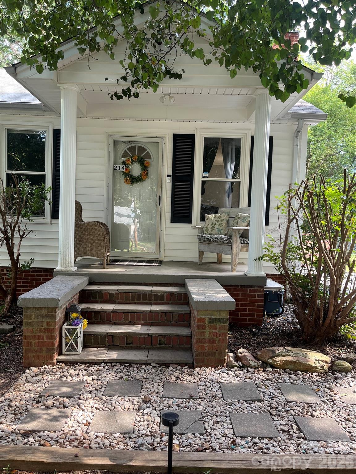 214 Eben Street Property Photo 1