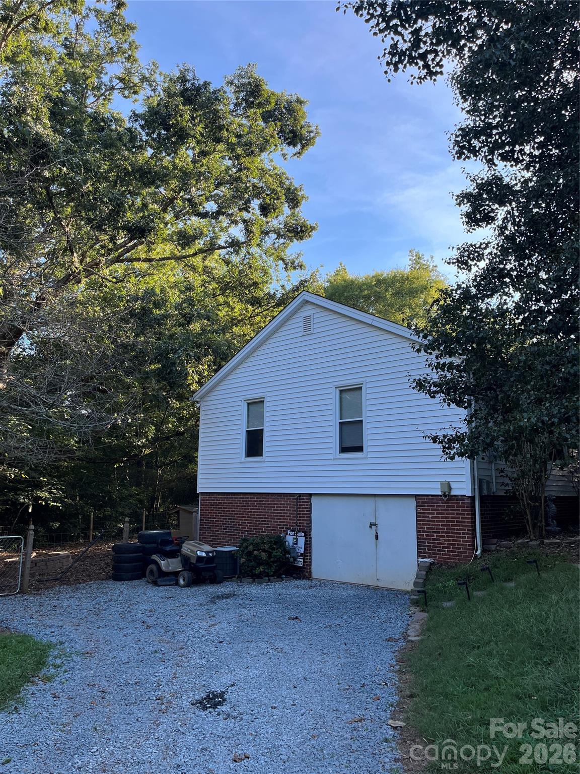 214 Eben Street Property Photo 5