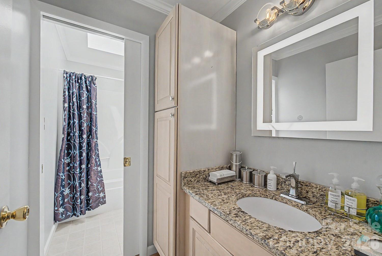 625 Echo Valley Drive Property Photo 28