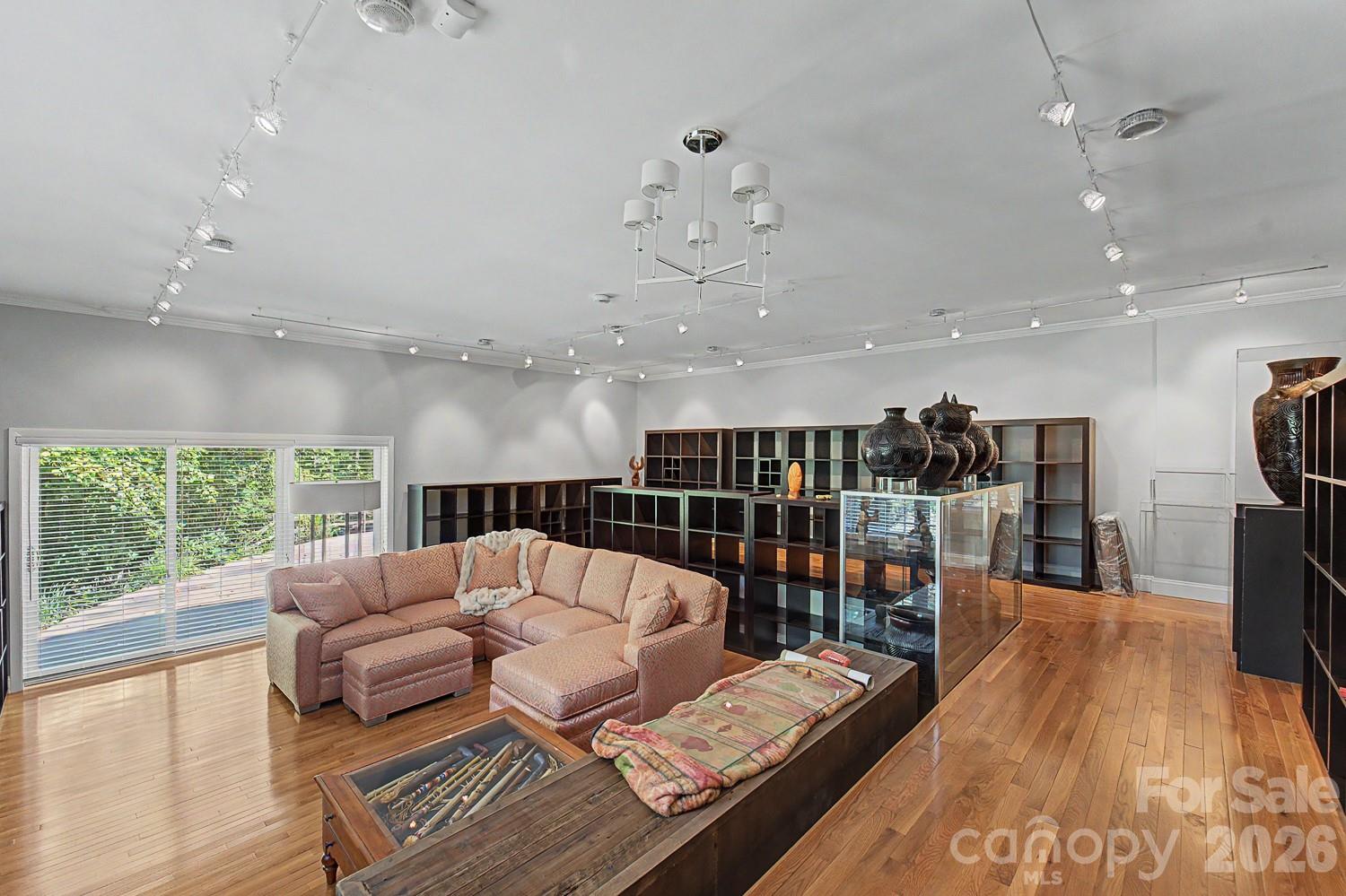 625 Echo Valley Drive Property Photo 30