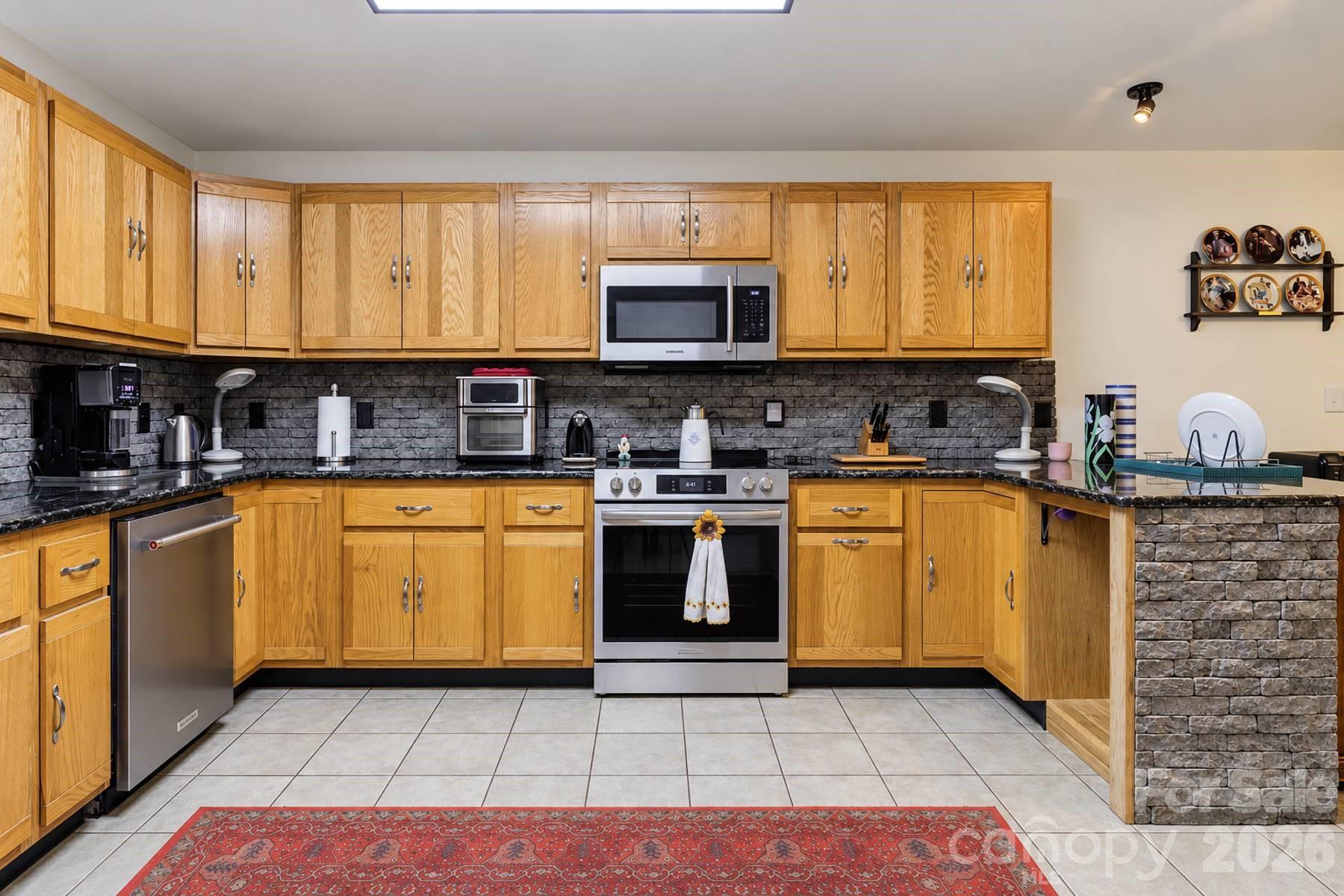 280 Green Oaks Road Property Photo 17