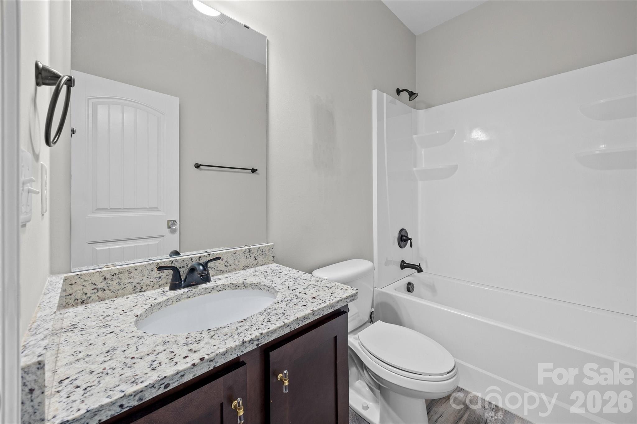 2633 Lakefront Drive Property Photo 18