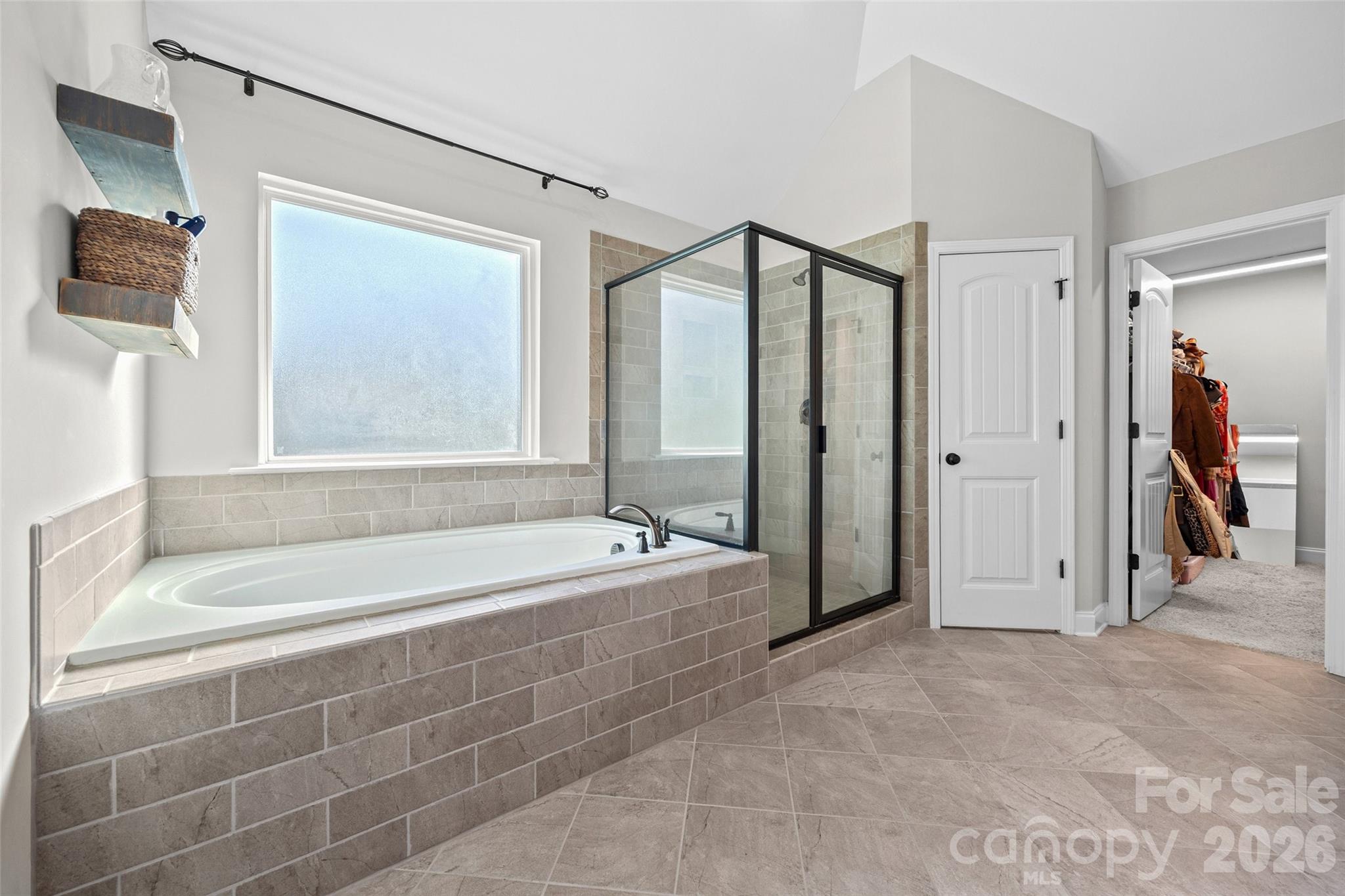 2633 Lakefront Drive Property Photo 23