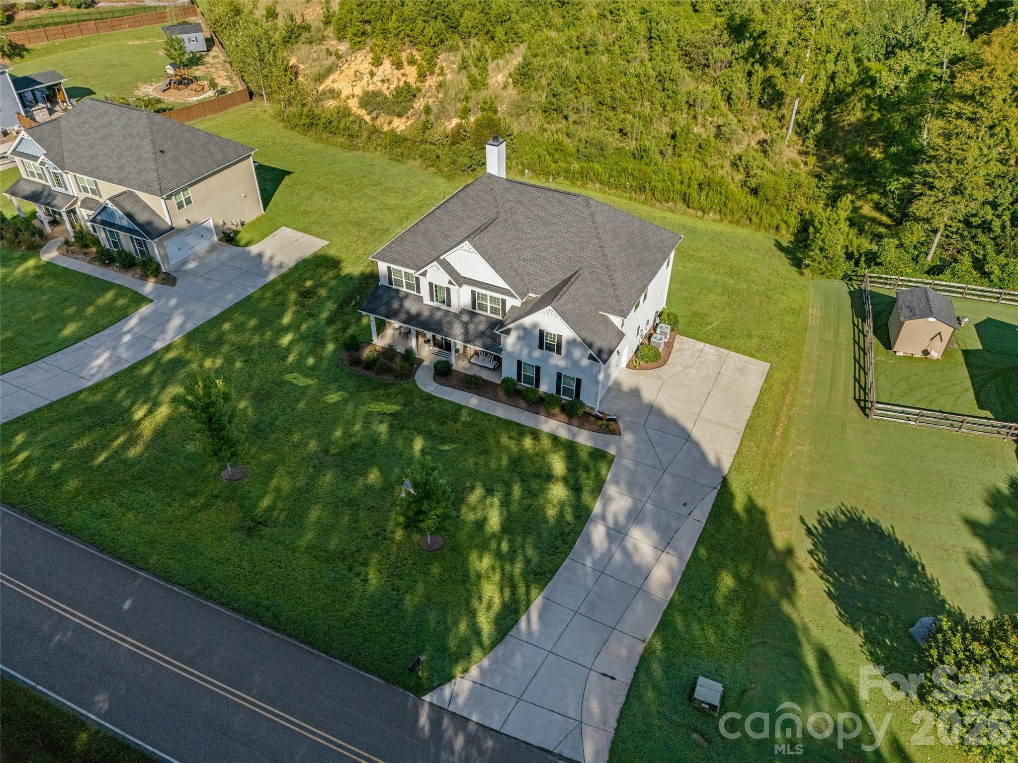 2633 Lakefront Drive Property Photo 35