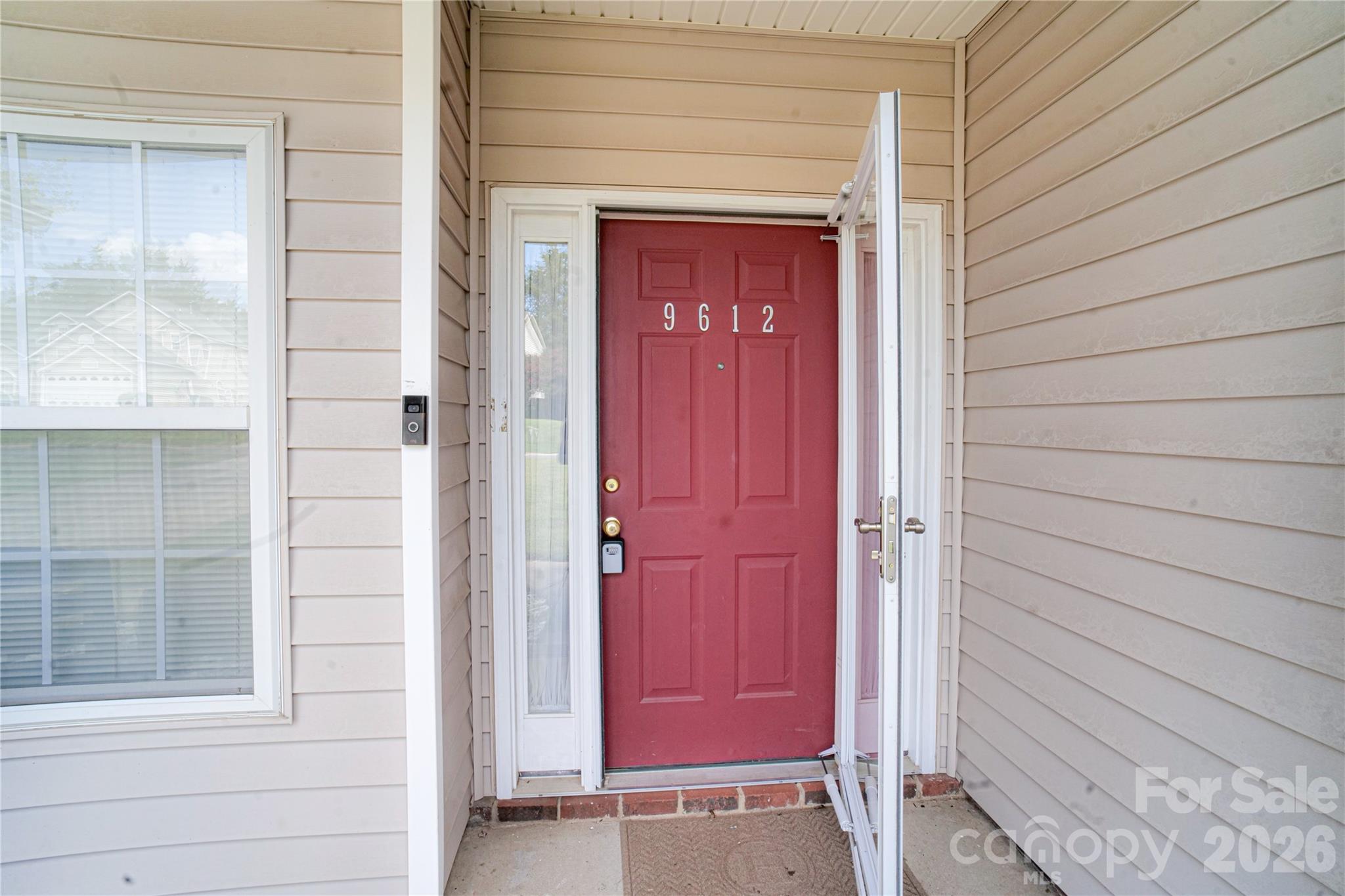 9612 Veronica Drive Property Photo 5