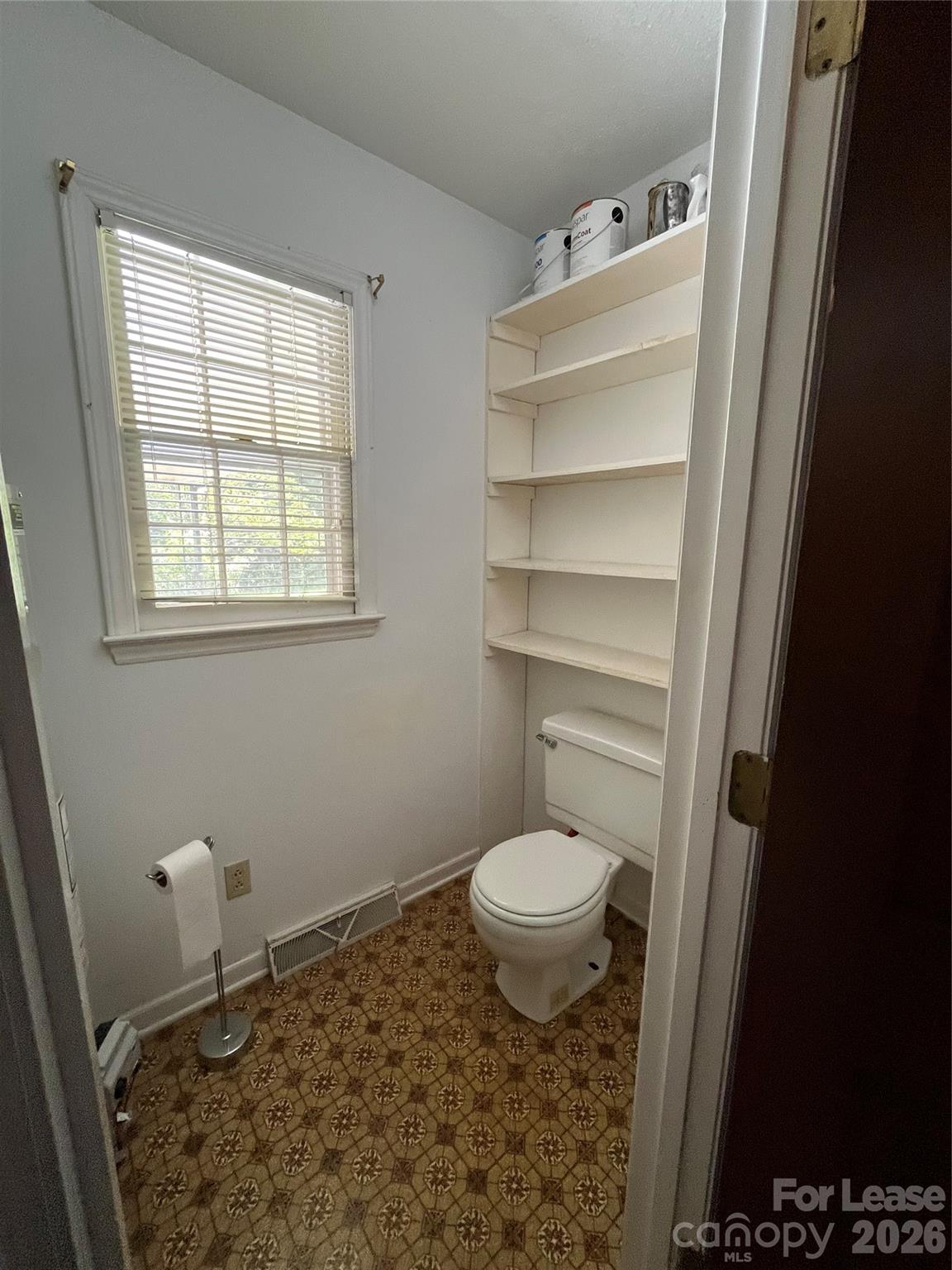 5625 Potter Road Property Photo 5