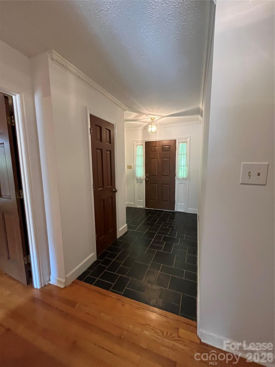 5625 Potter Road Property Photo 12
