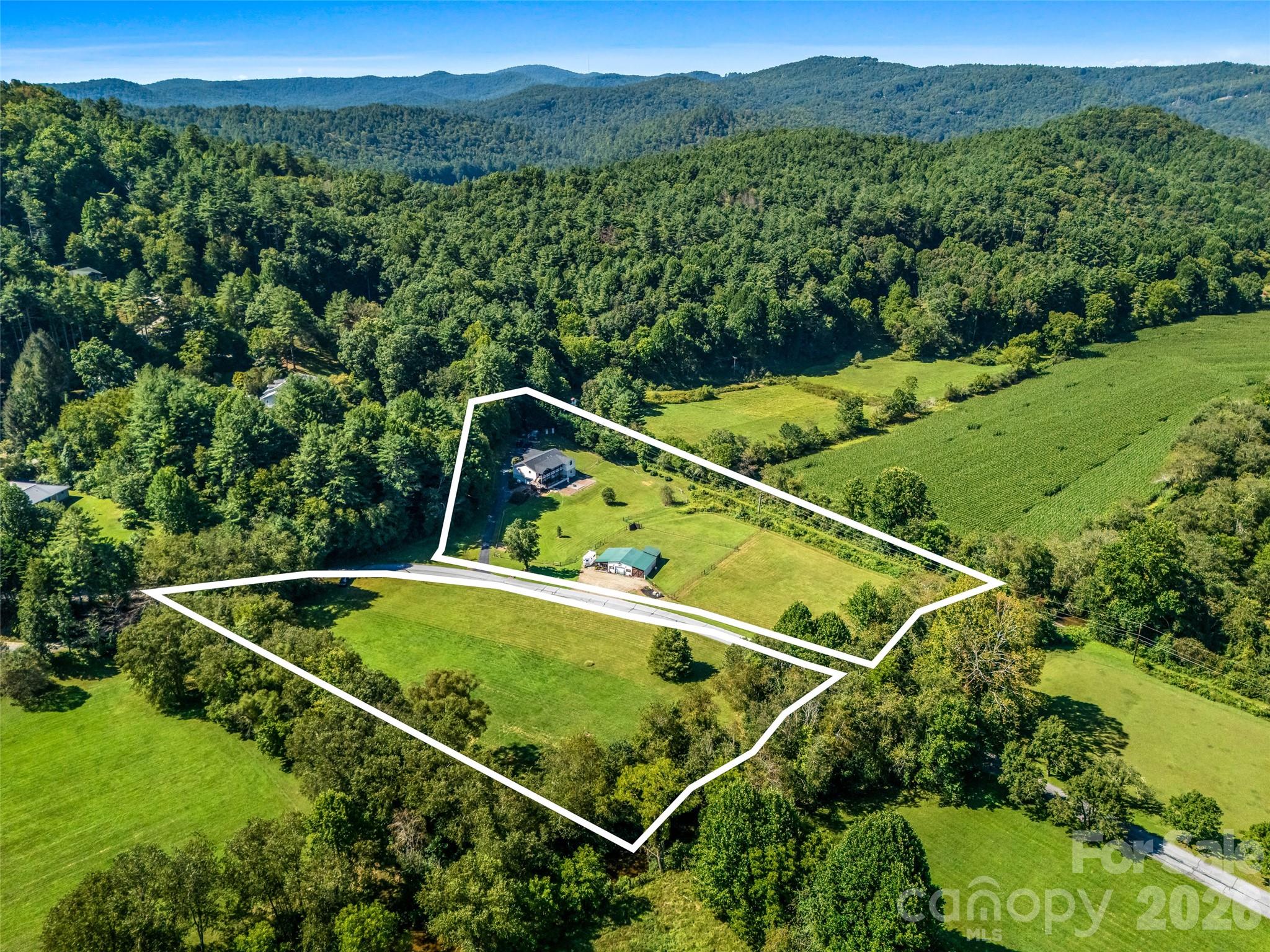 202 Morgan Drive Property Photo 1