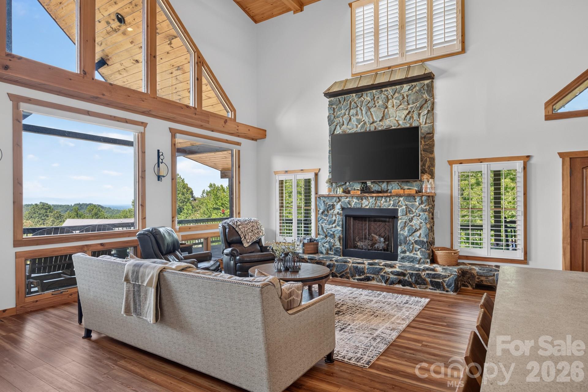 147 Night Sky Drive Property Photo 11