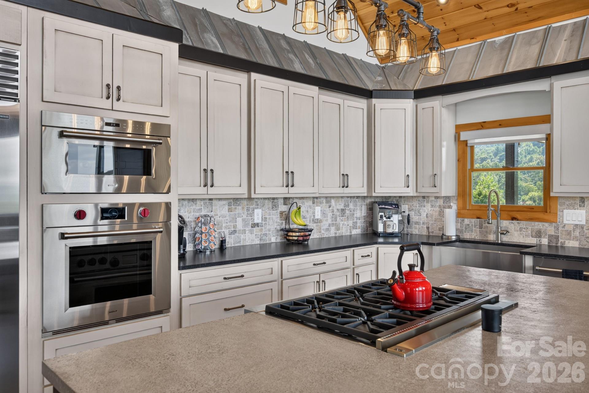 147 Night Sky Drive Property Photo 16