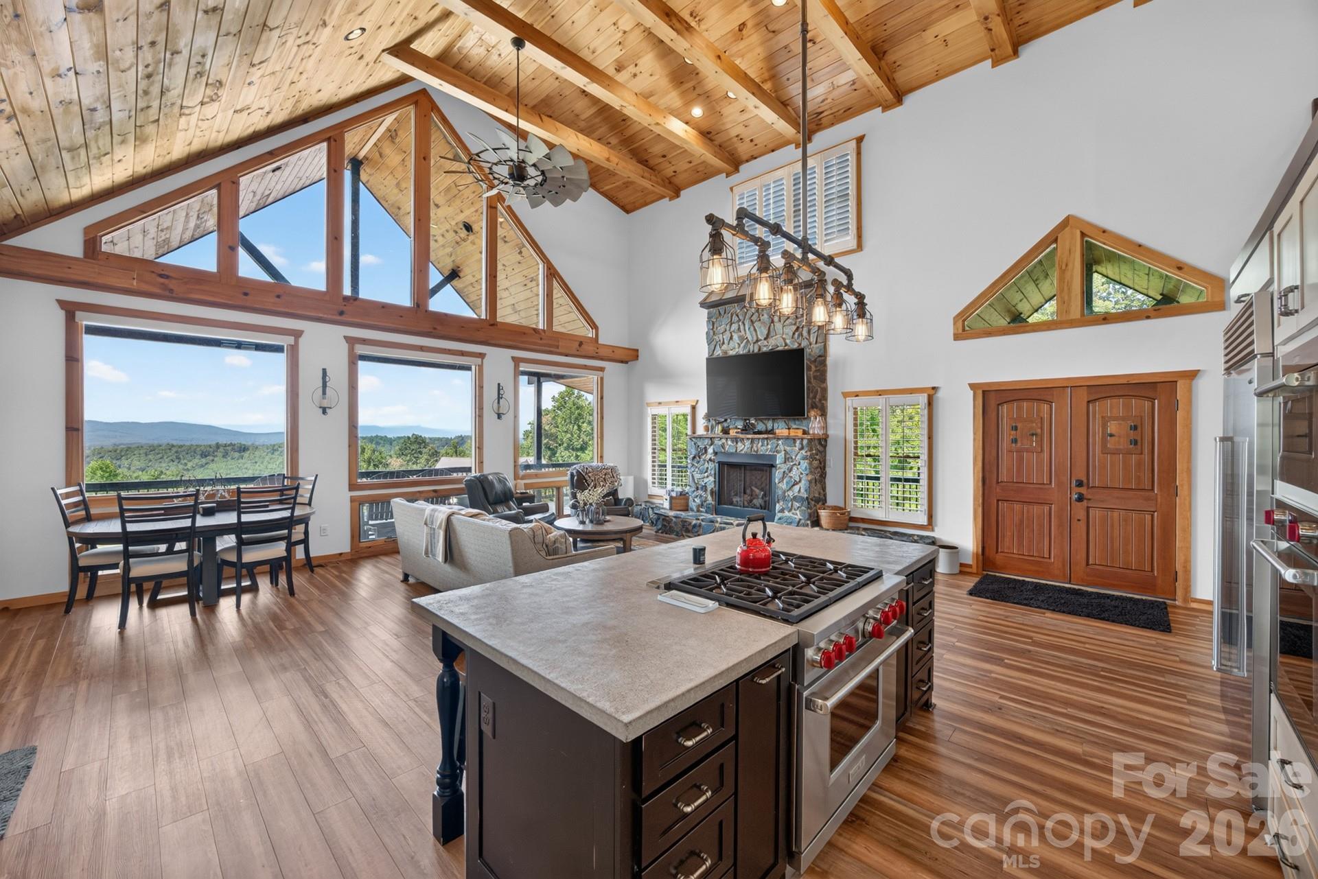 147 Night Sky Drive Property Photo 17