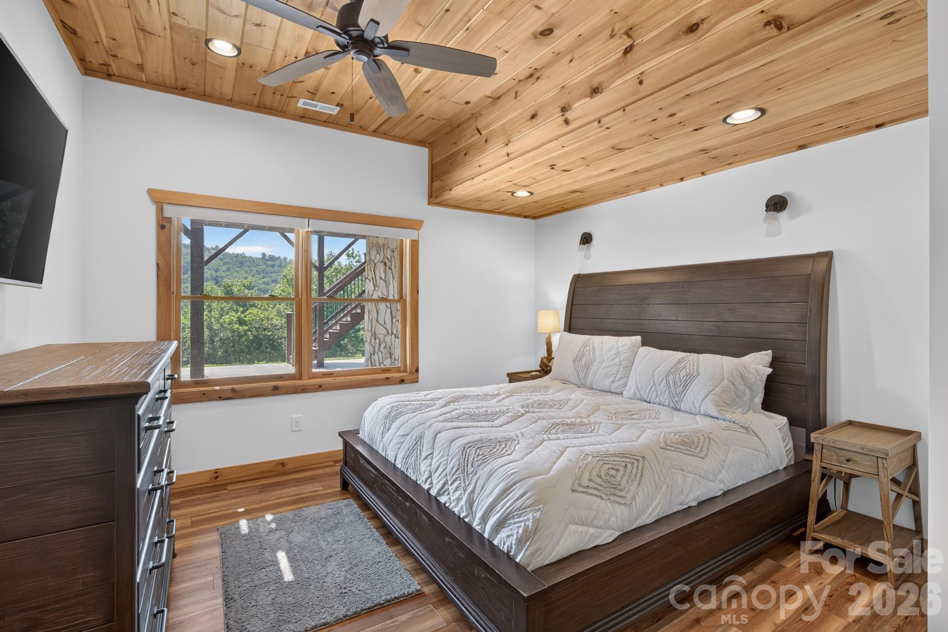 147 Night Sky Drive Property Photo 28