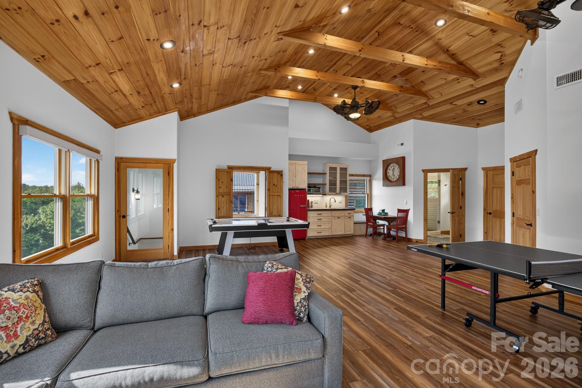 147 Night Sky Drive Property Photo 38