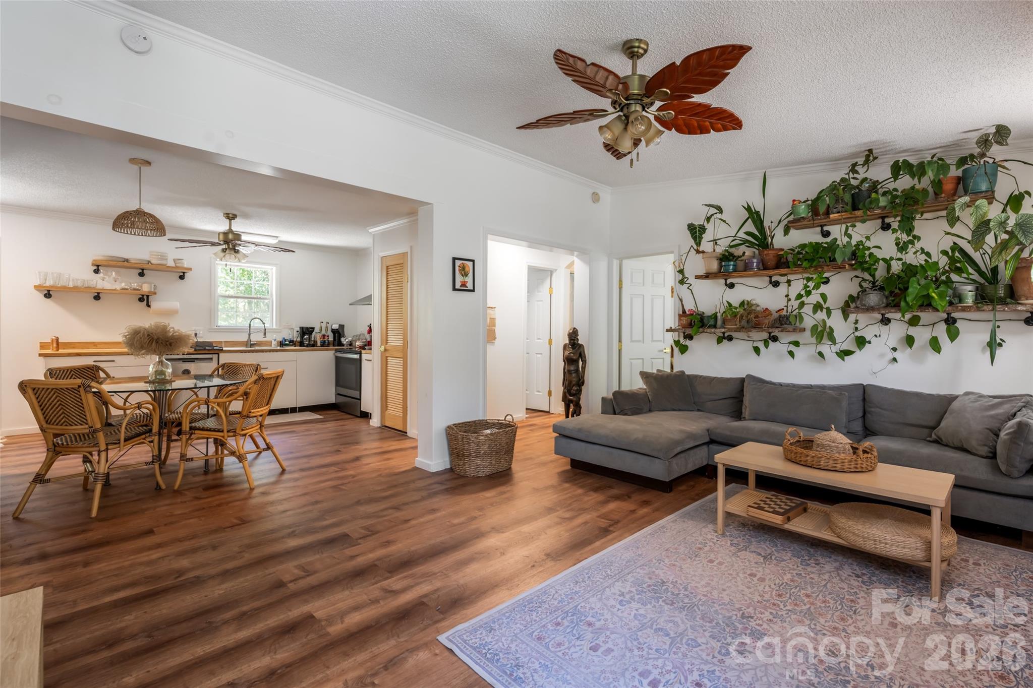 5 Sunwashed Way Property Photo 7