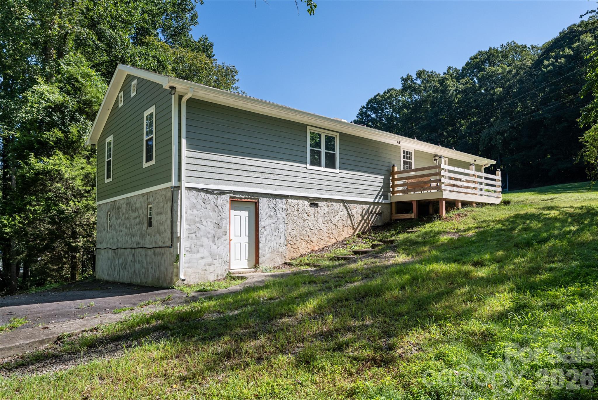 5 Sunwashed Way Property Photo 35