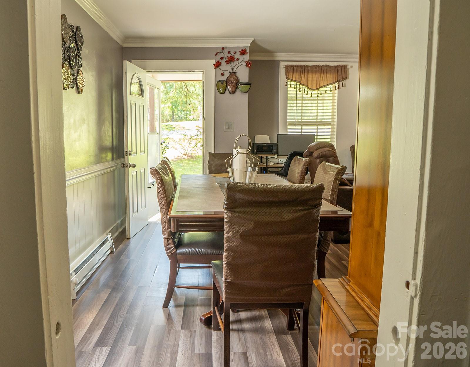 1929 John Everall Road Property Photo 6