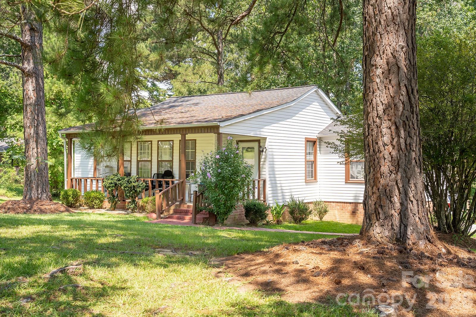 1929 John Everall Road Property Photo 17