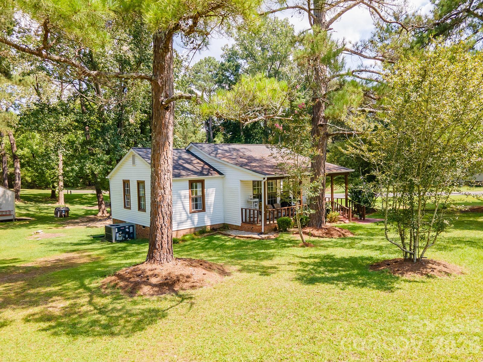 1929 John Everall Road Property Photo 21