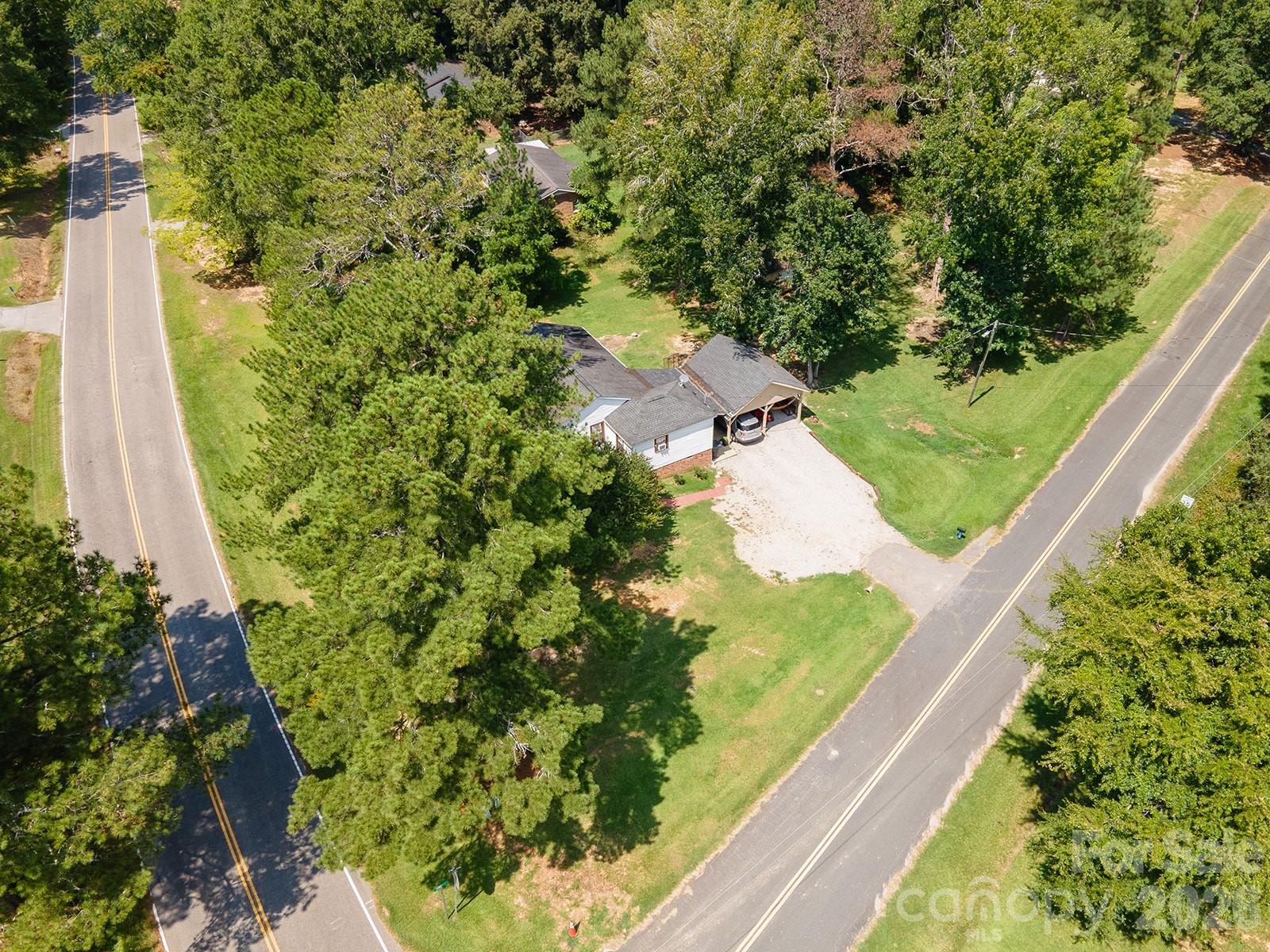1929 John Everall Road Property Photo 23