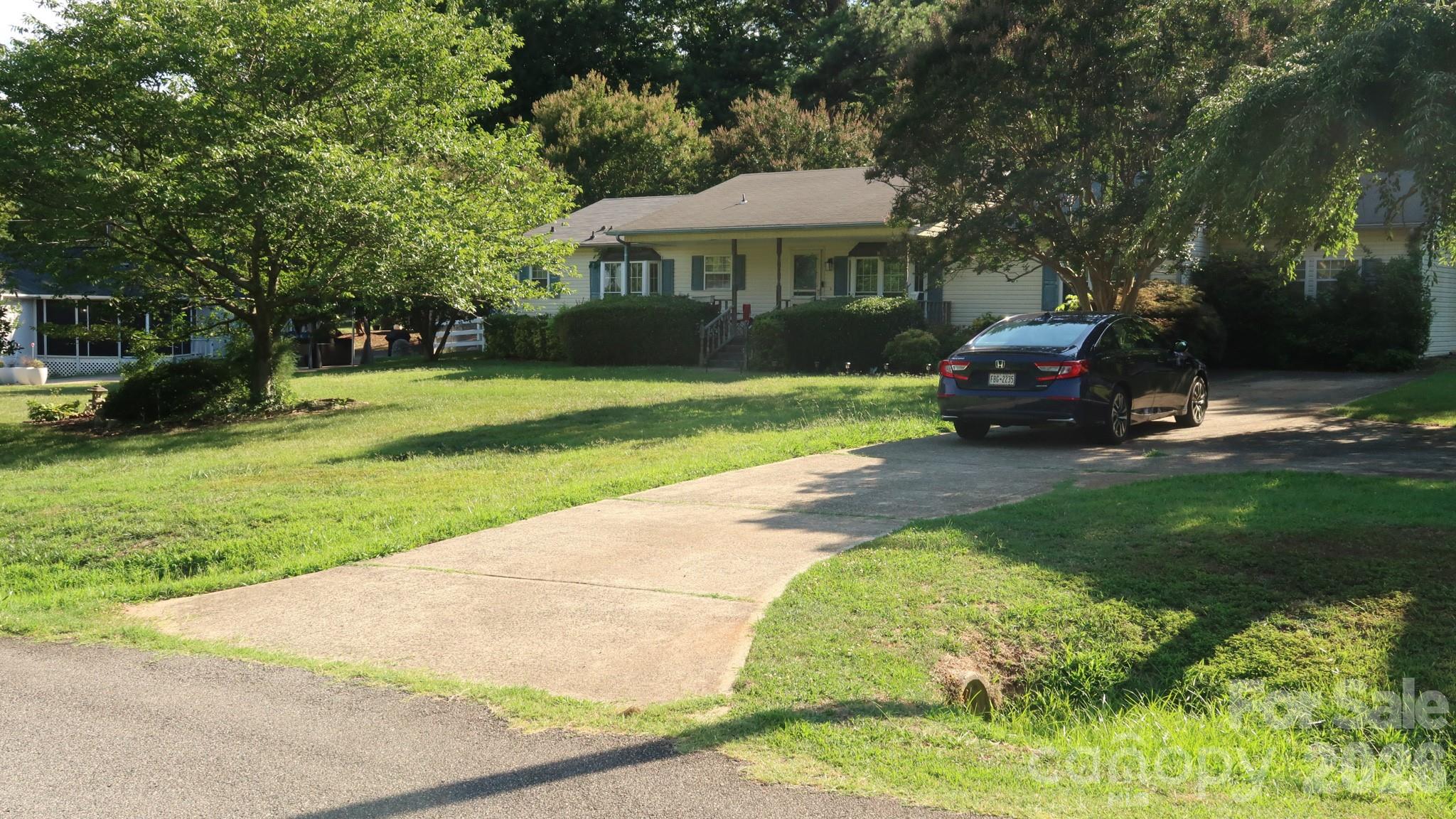 114 Tamer Road Property Photo 1