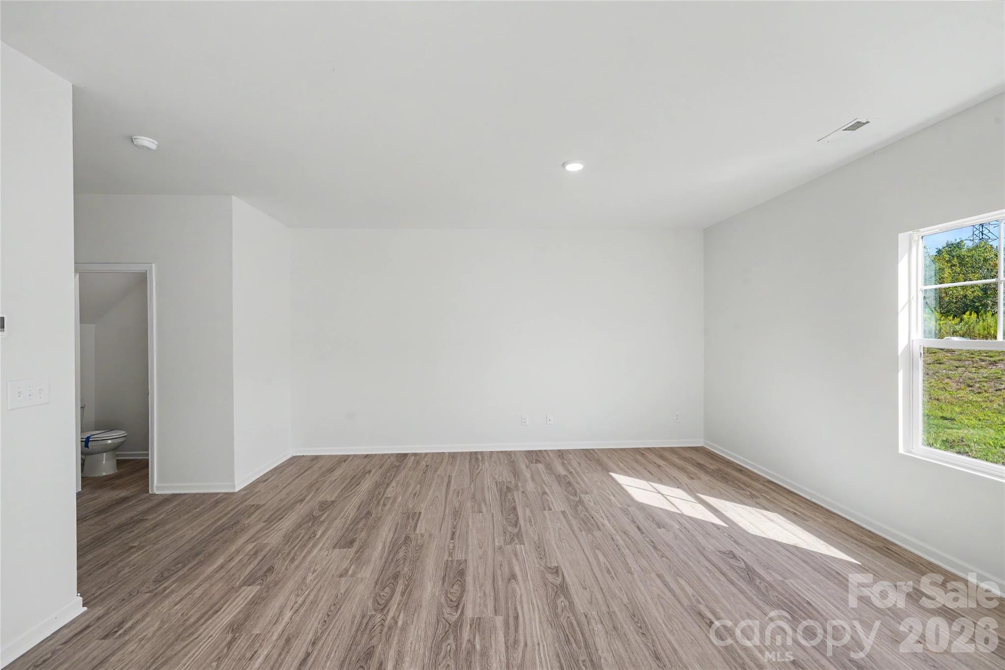 405 Webb Road Property Photo 13