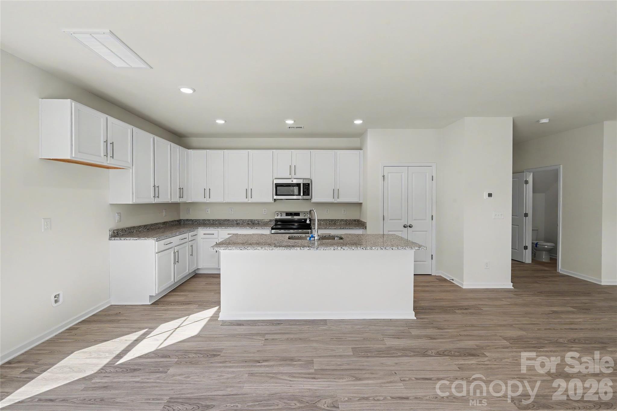 405 Webb Road Property Photo 15