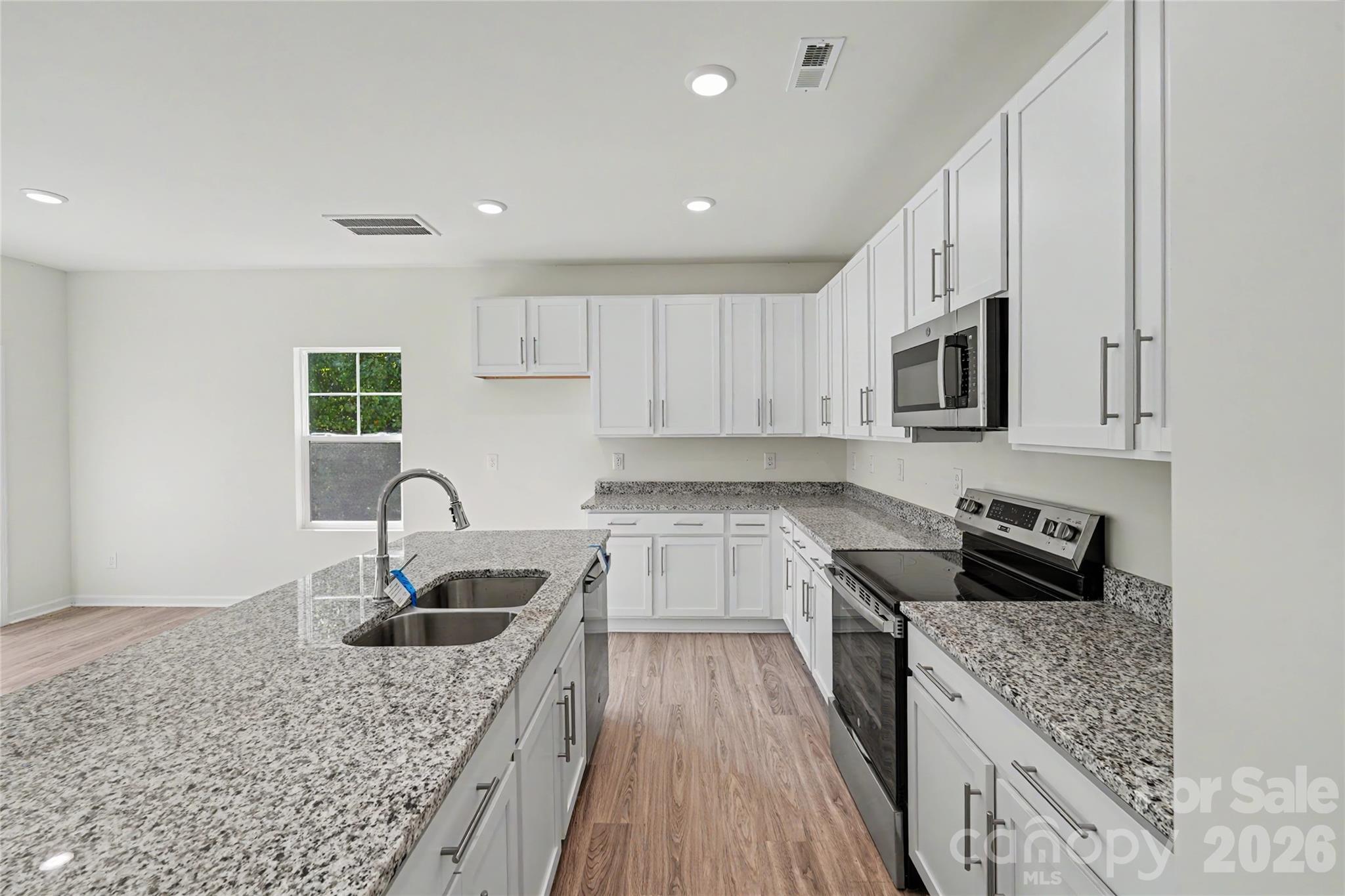 405 Webb Road Property Photo 19