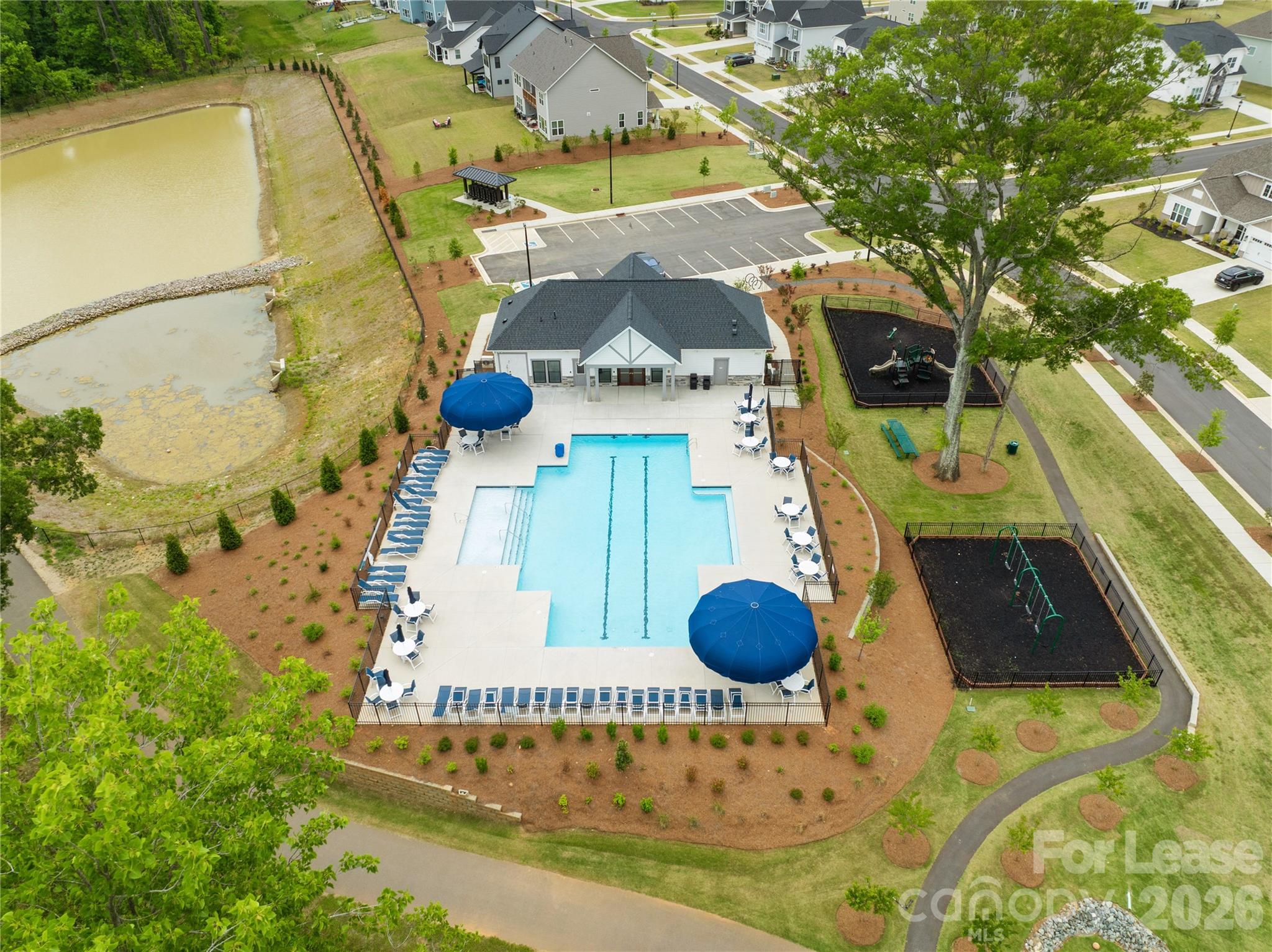 4422608 Property Photo 46