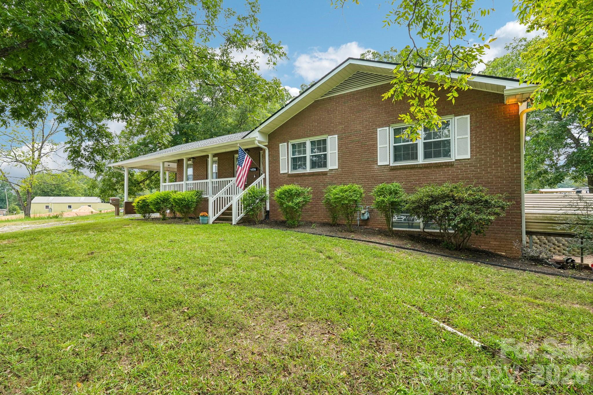 442 Patrick Road Property Photo 2