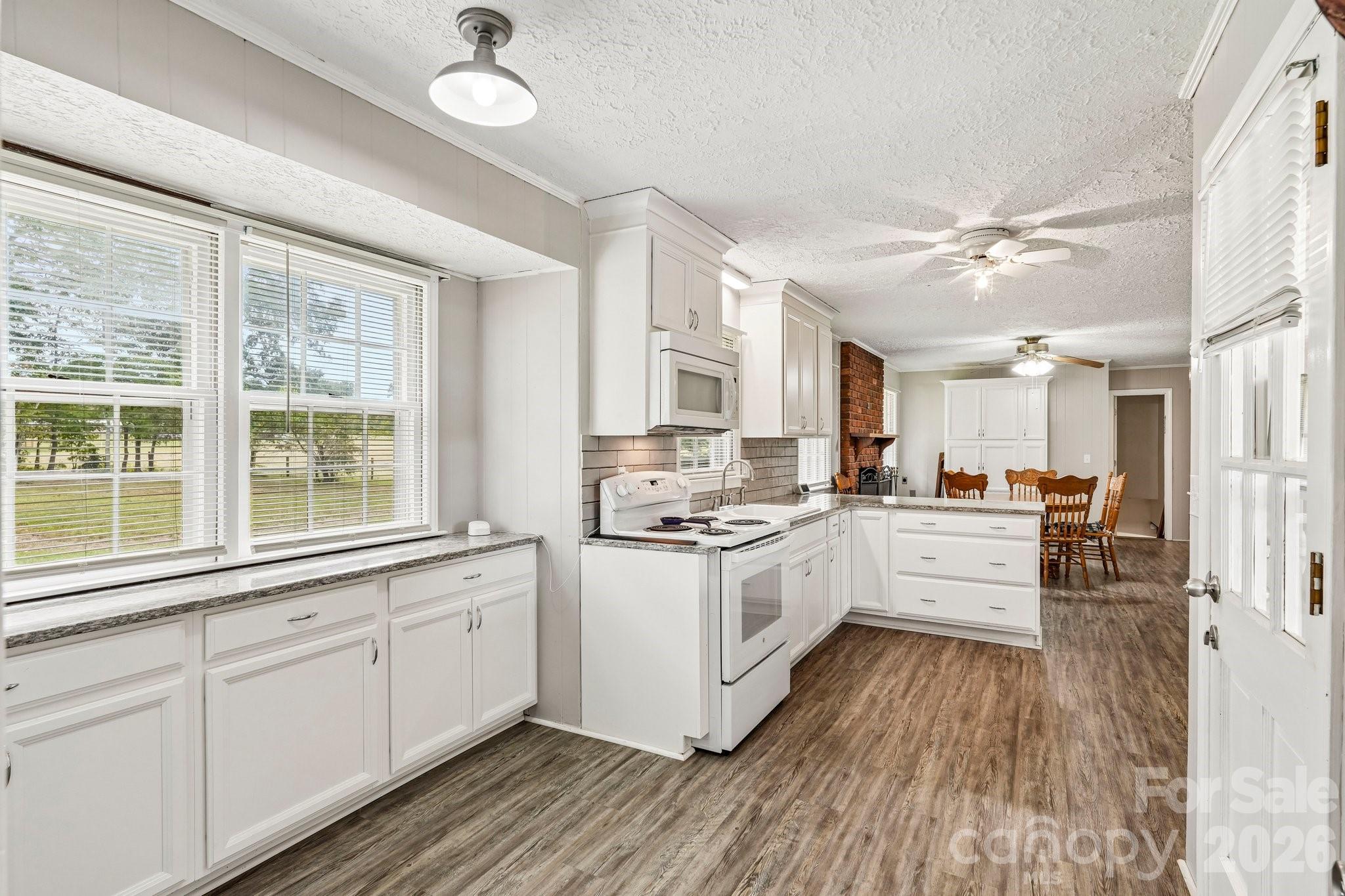 442 Patrick Road Property Photo 10