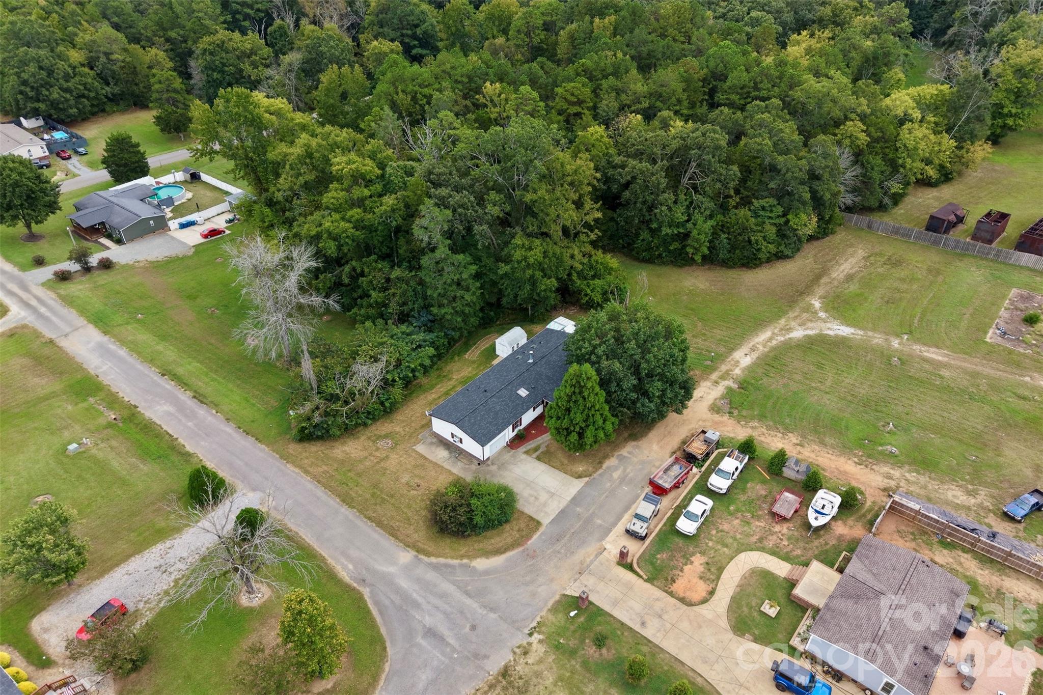 1000 Olde Creek Trail Property Photo 27