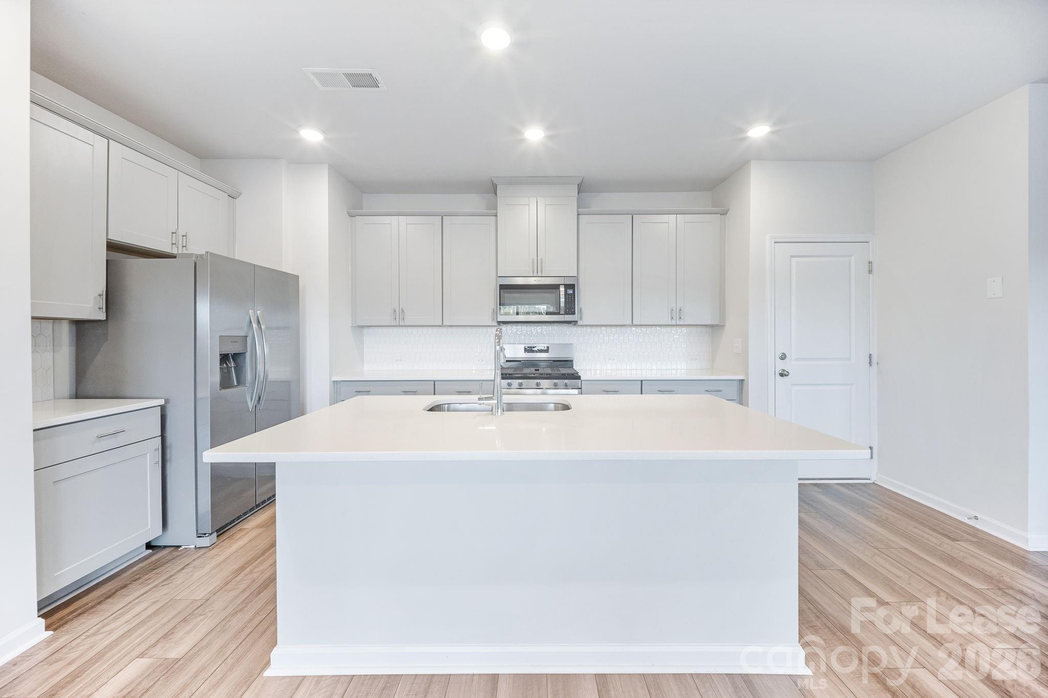 4203 Evening Trail Property Photo 3