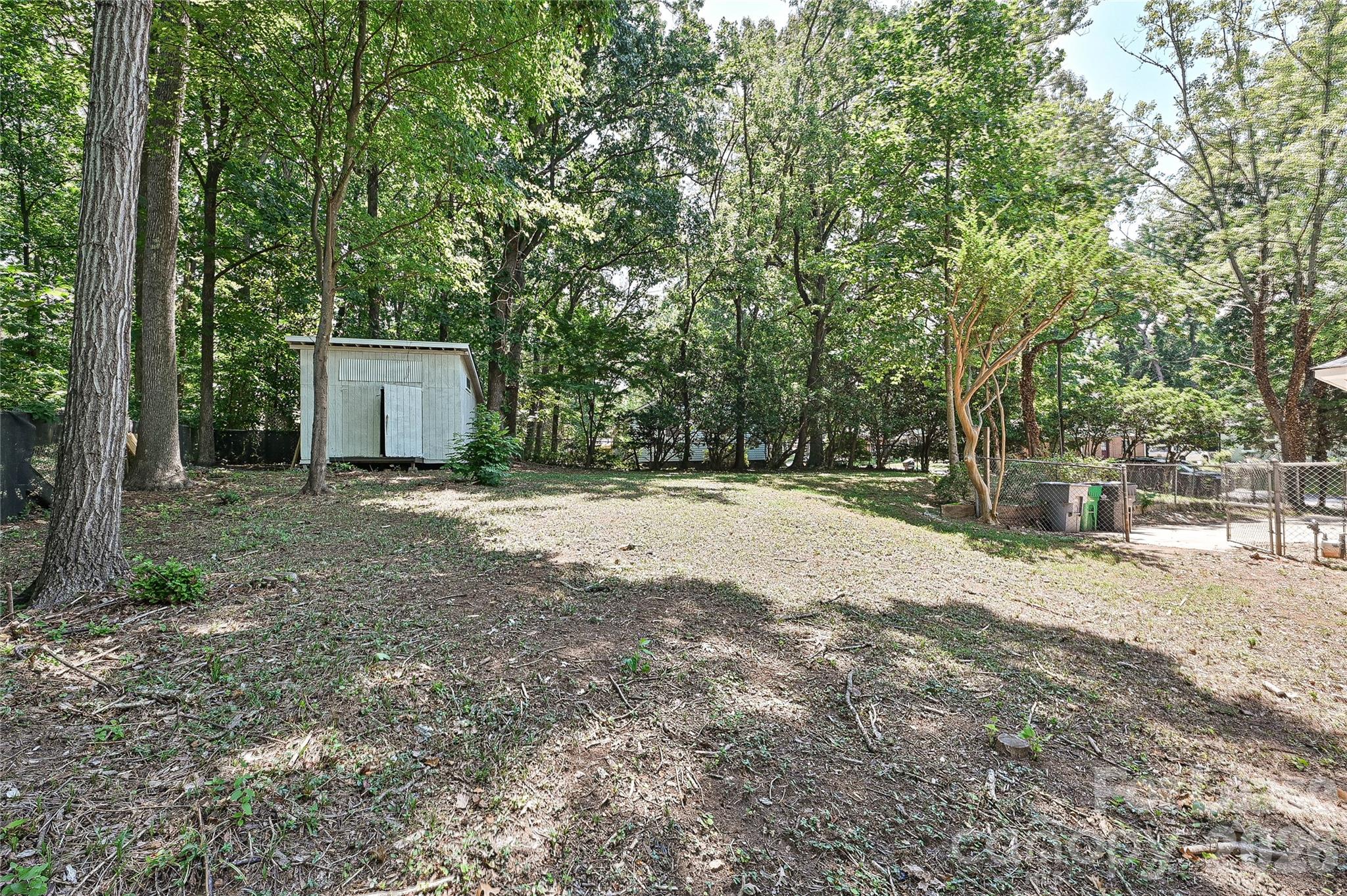 5121 Farm Pond Lane Property Photo 22