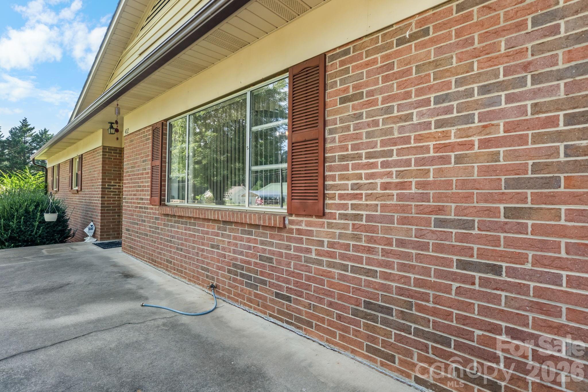 402 Dogwood Drive Property Photo 26