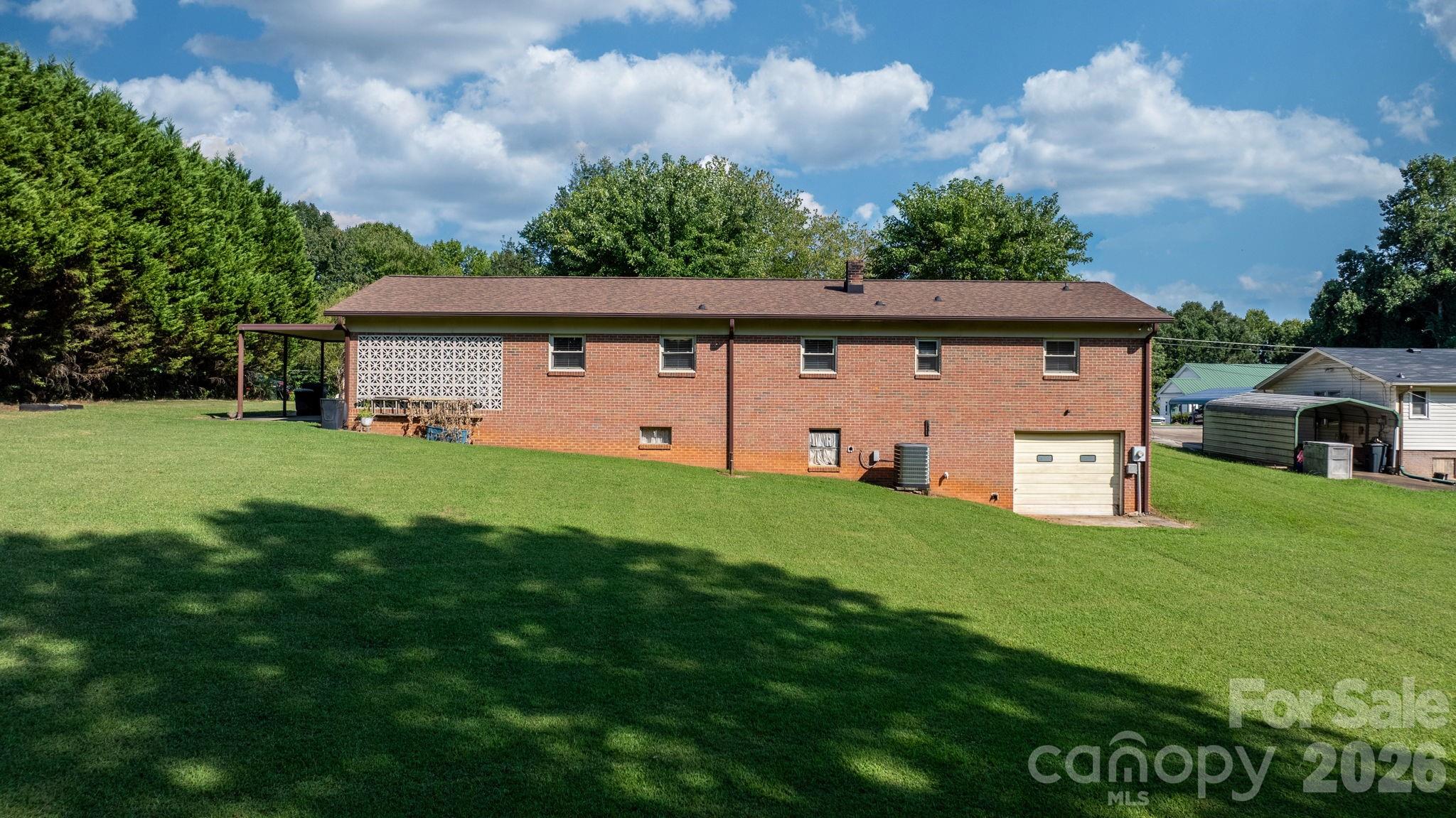 402 Dogwood Drive Property Photo 28