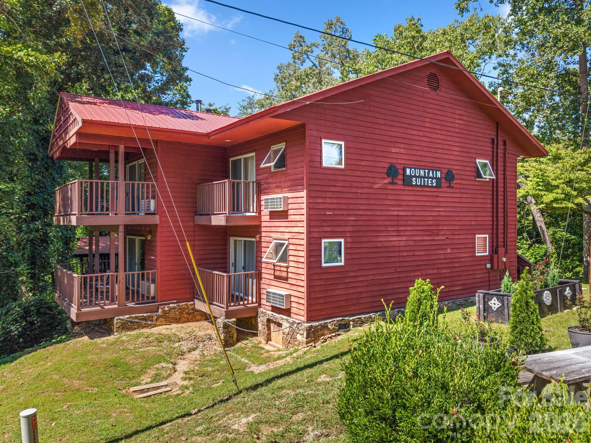 55 Observation Point Road Property Photo 1