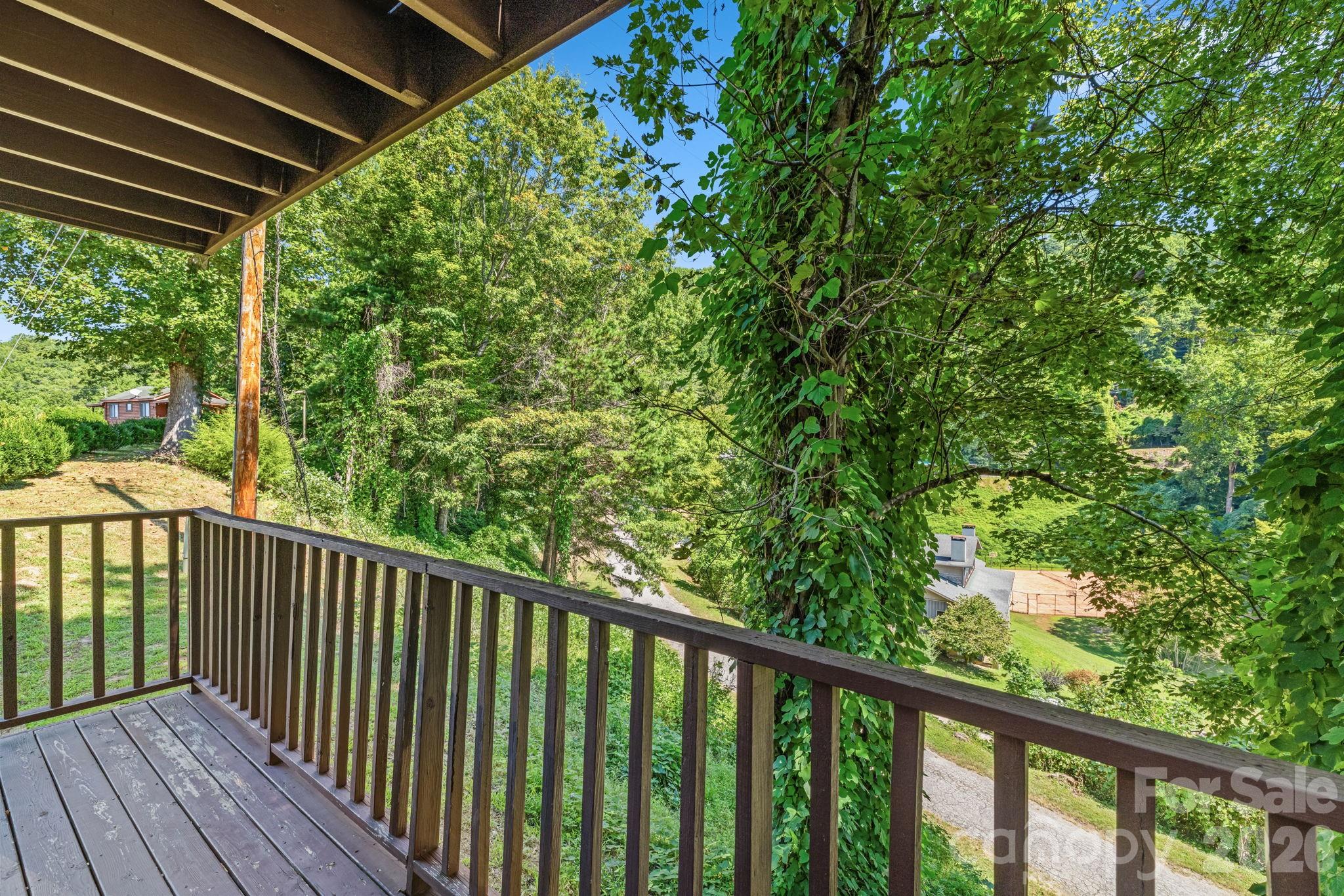 55 Observation Point Road Property Photo 5