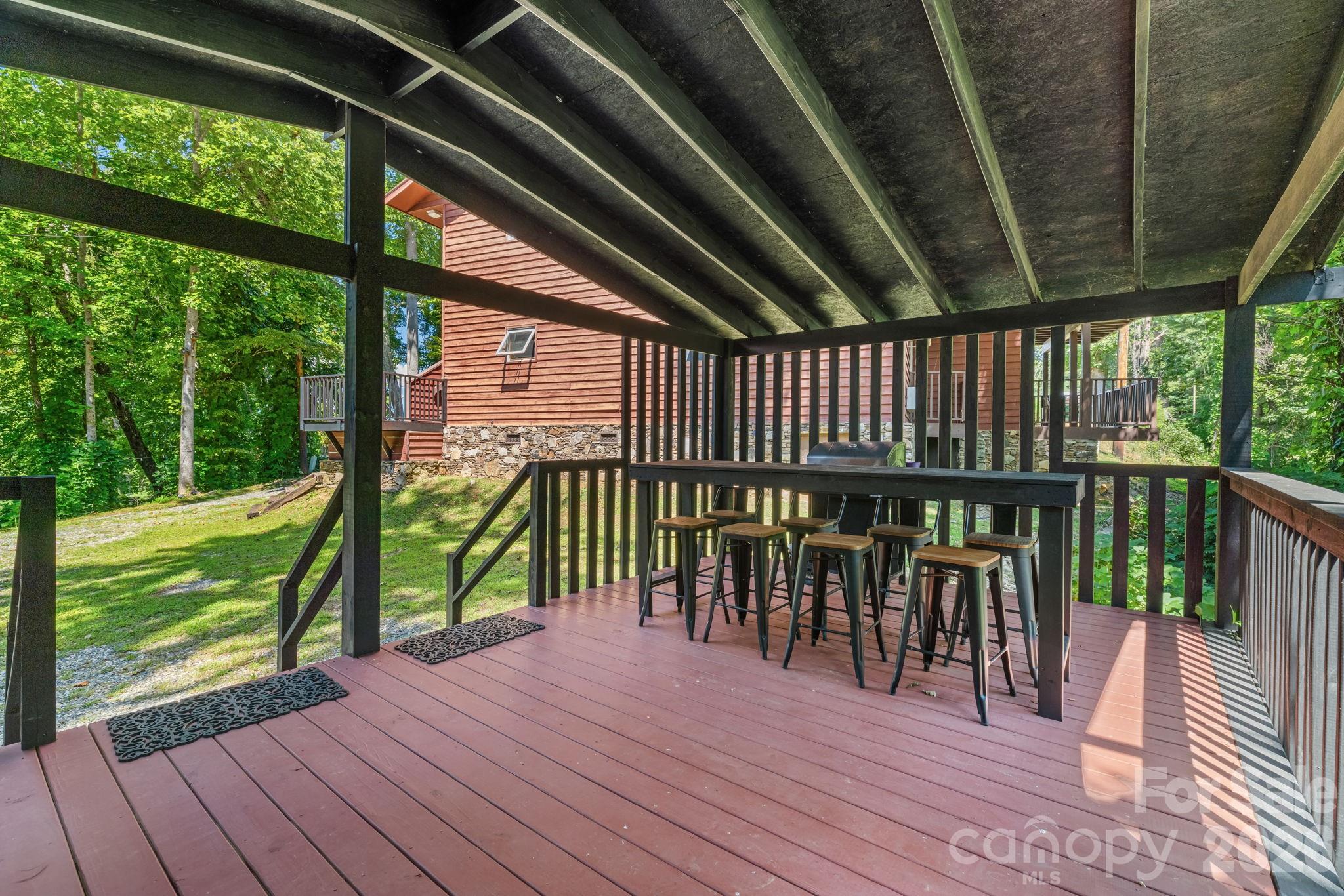 55 Observation Point Road Property Photo 10