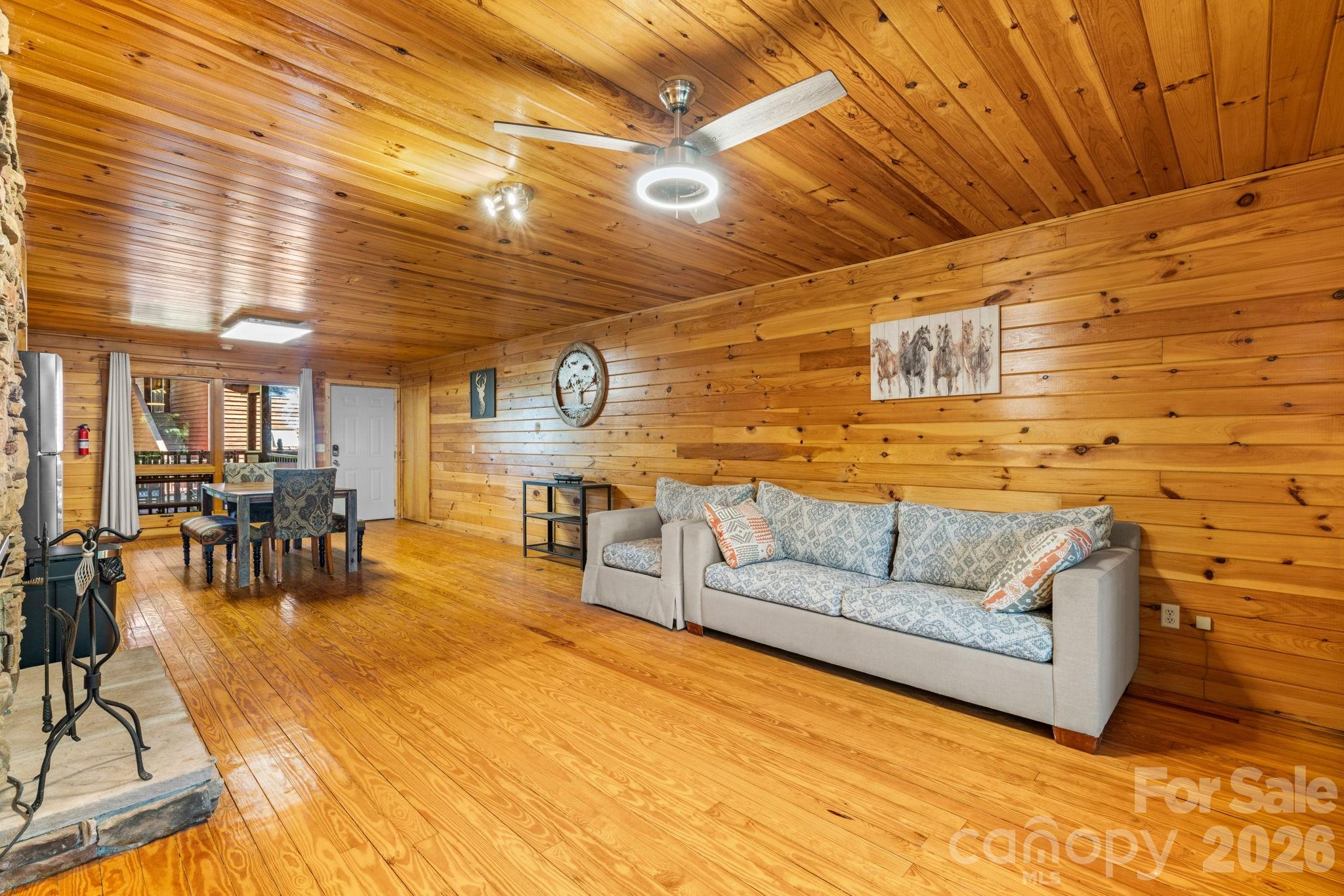 55 Observation Point Road Property Photo 14
