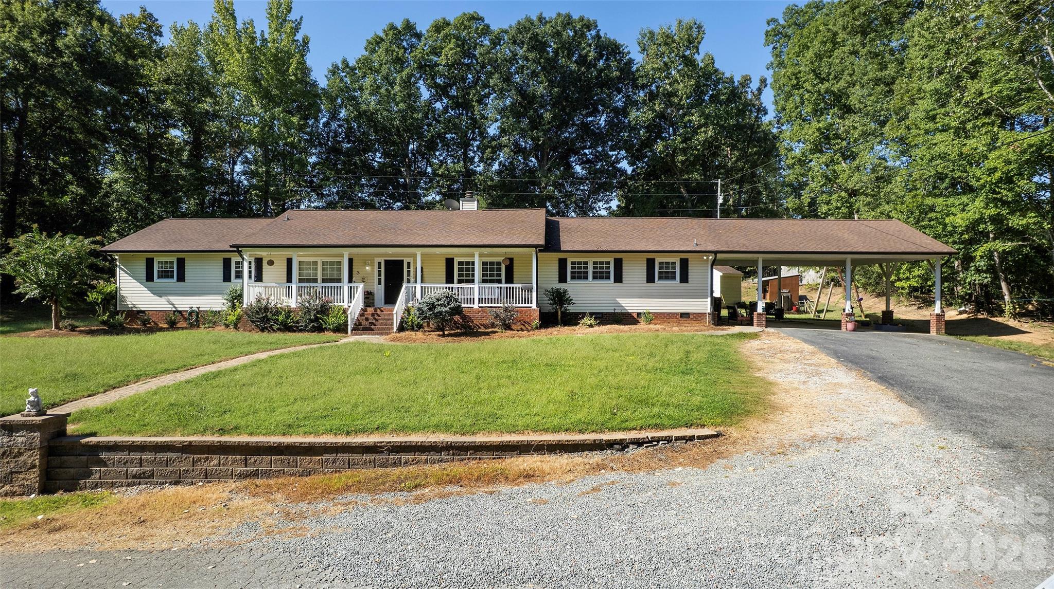 717 Pilgrim Forest Drive Property Photo 1