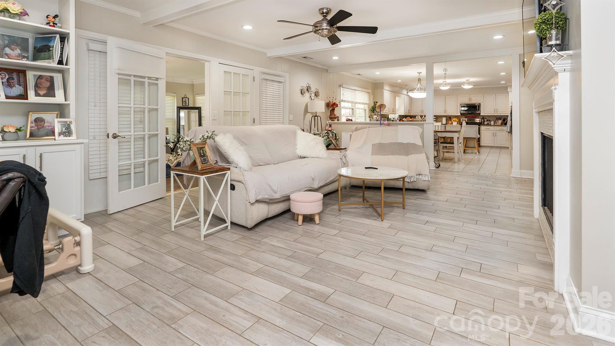 717 Pilgrim Forest Drive Property Photo 8
