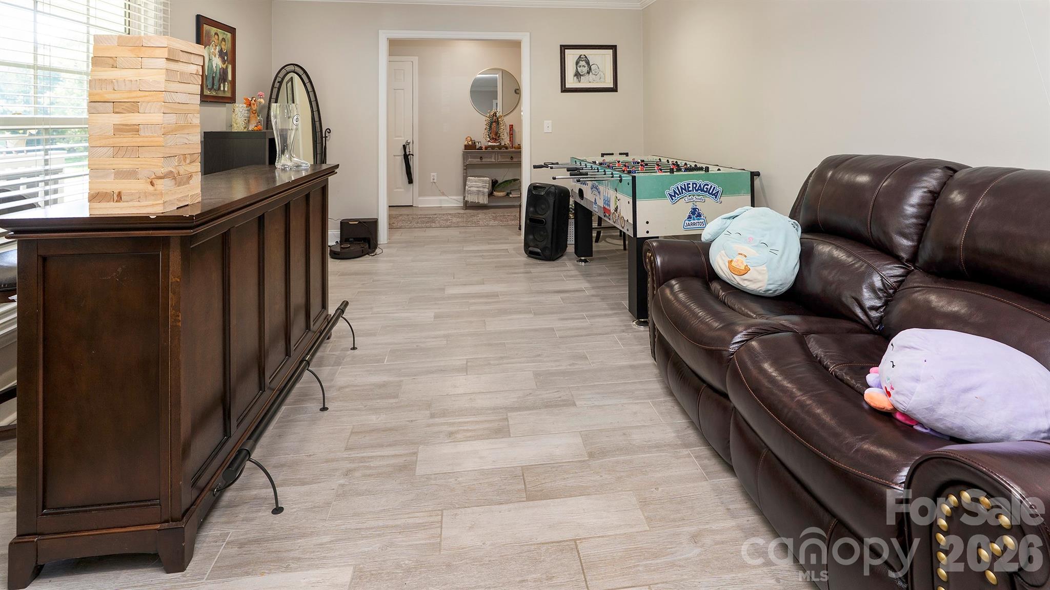 717 Pilgrim Forest Drive Property Photo 17