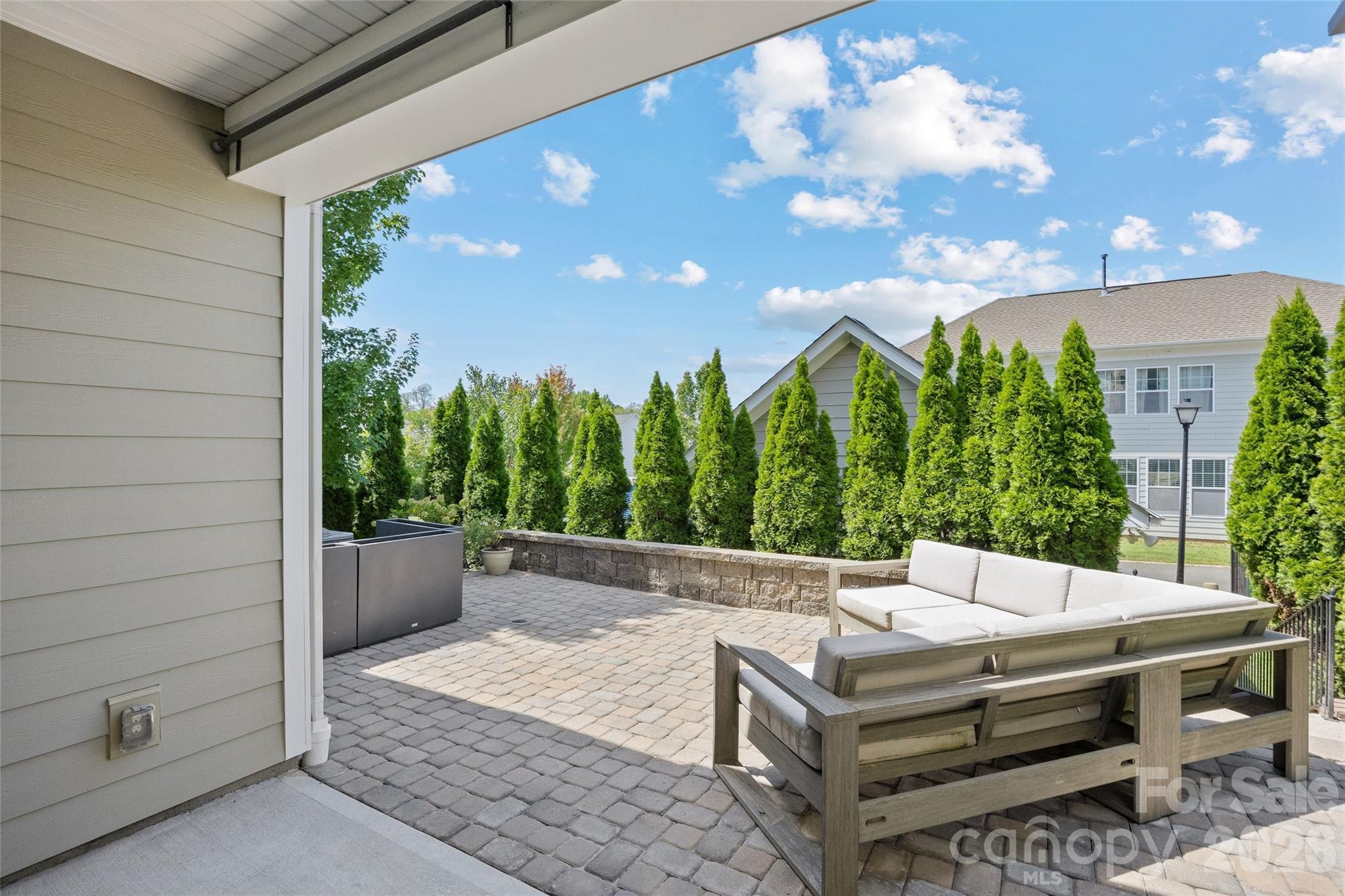 2411 Double Oaks Road Property Photo 25