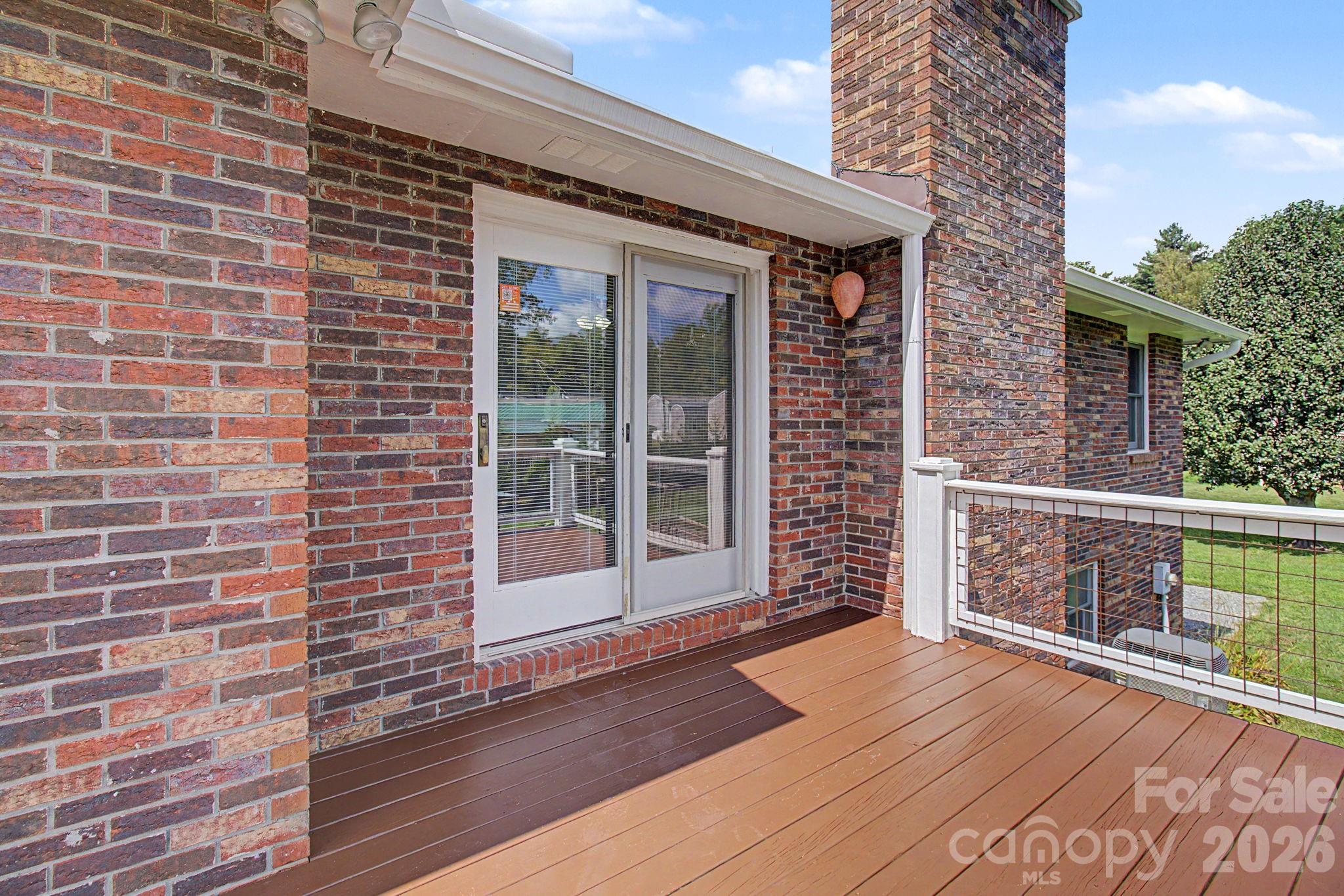 230 Blythewood Drive Property Photo 12