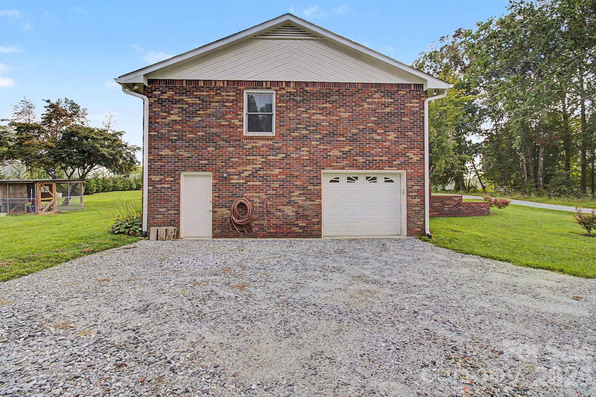 230 Blythewood Drive Property Photo 43