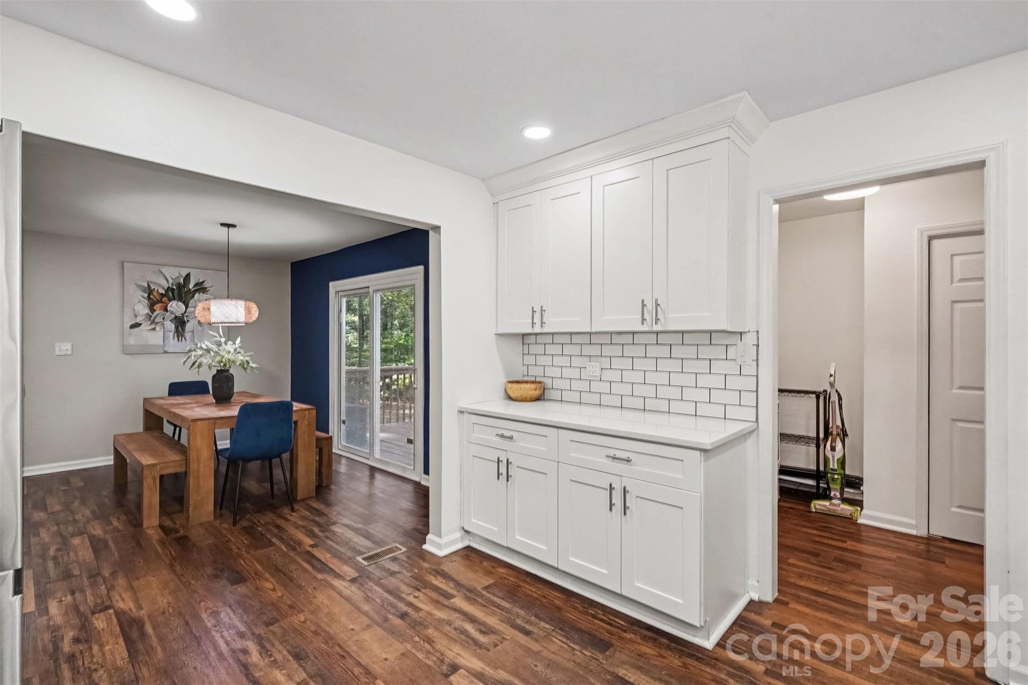 11538 Gelding Drive Property Photo 14