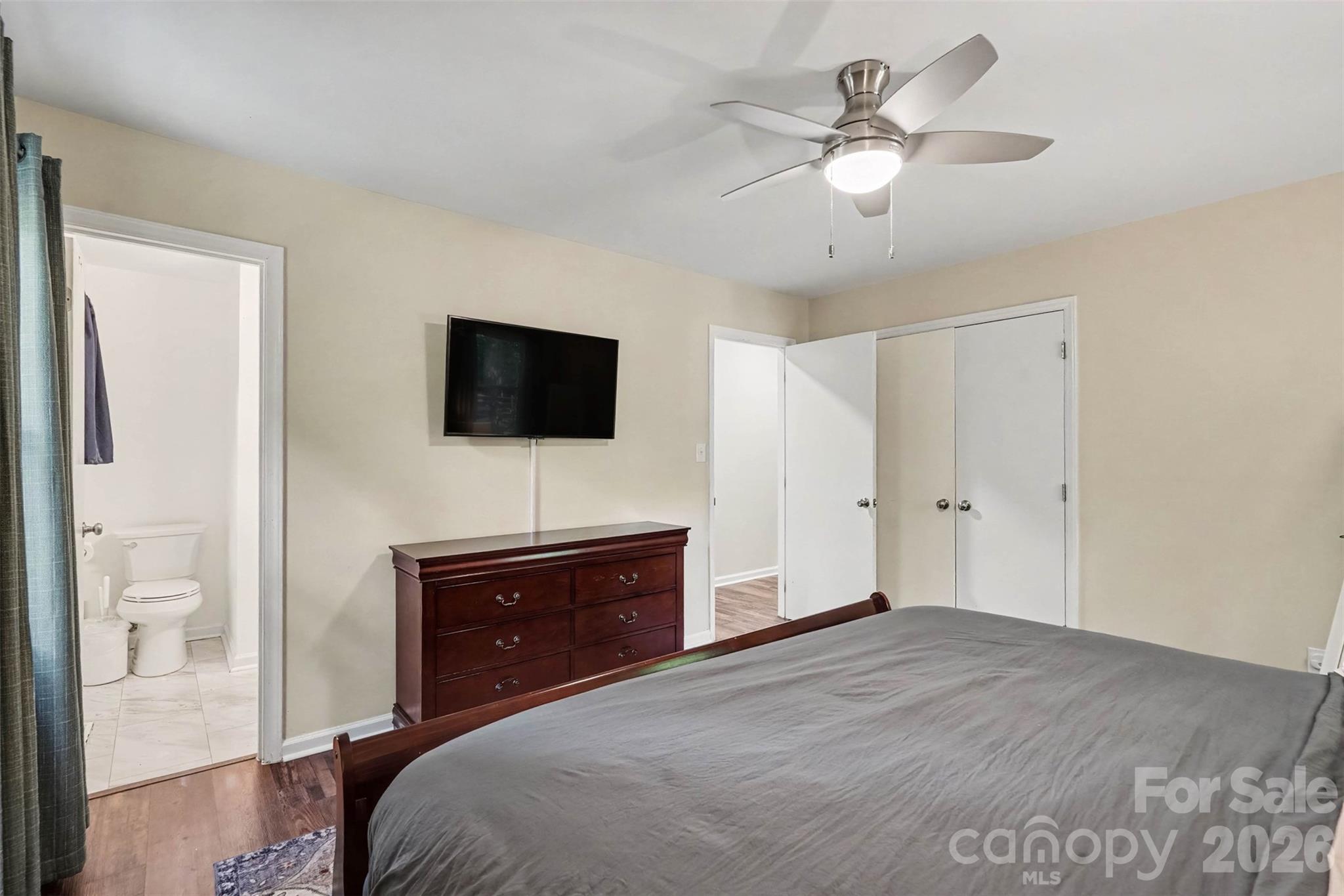 11538 Gelding Drive Property Photo 18